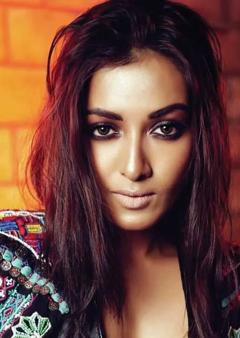 /idhalgal/cinikkuttu/hero-intimidation-heroine-screaming