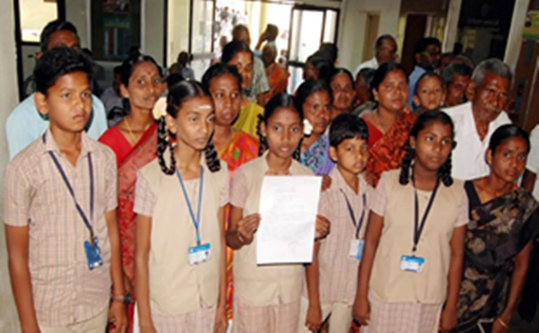 Bus issue -School students - Collector