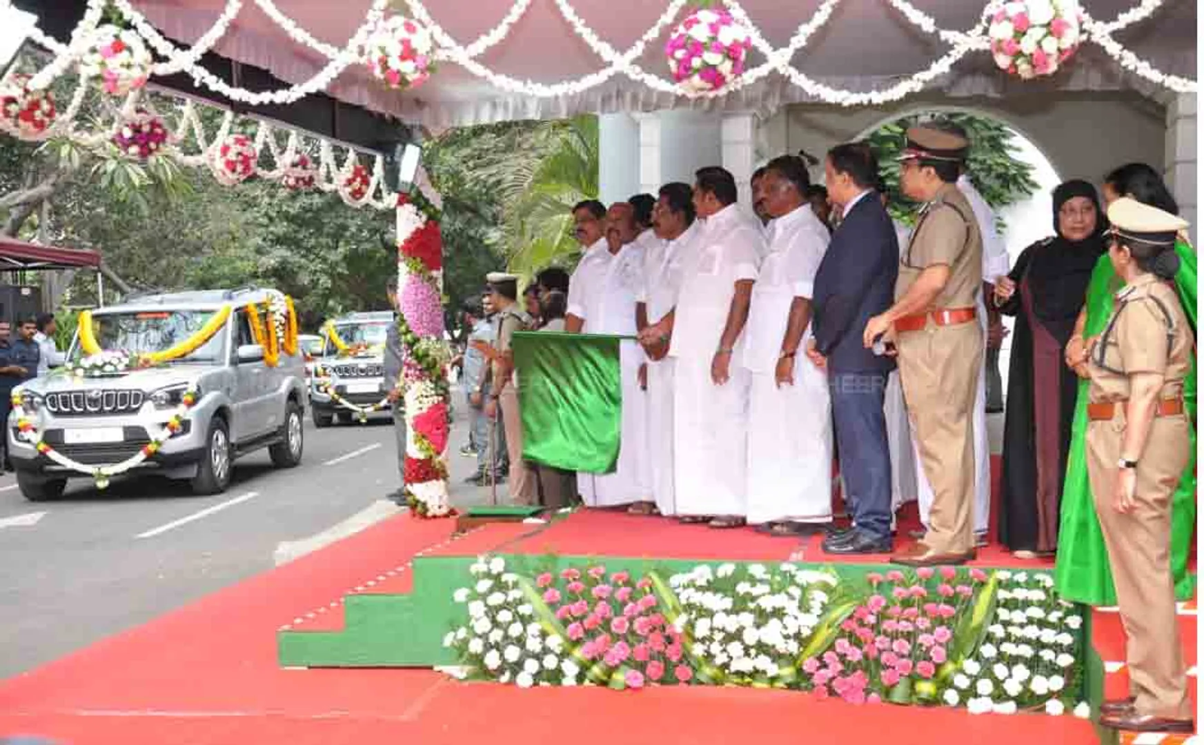 TAMILNADU POLICE JEEPS AND BIKS CM PALANISAMY 