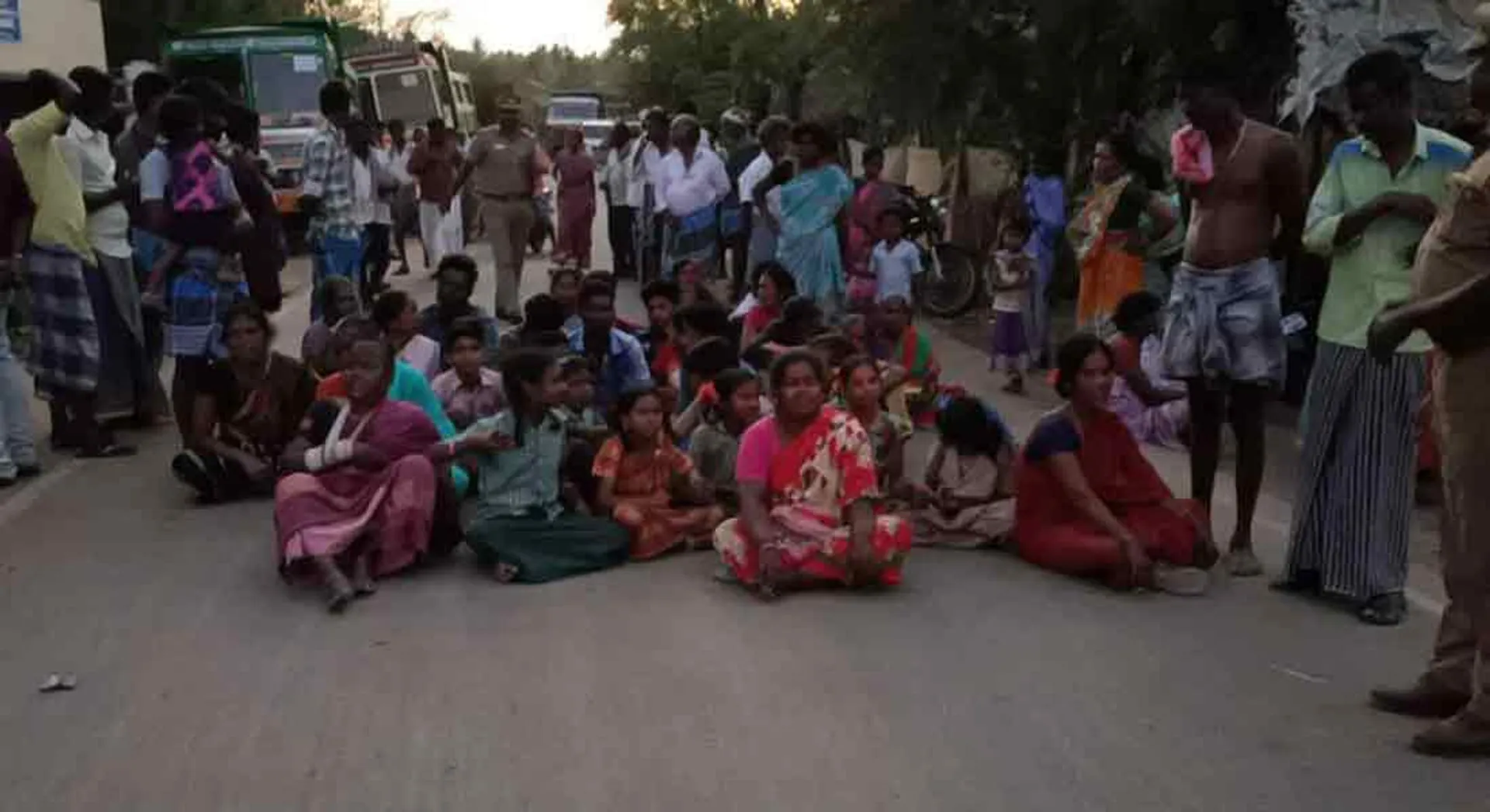 TASMAC  in the village after the incident of the...   The public road picket!