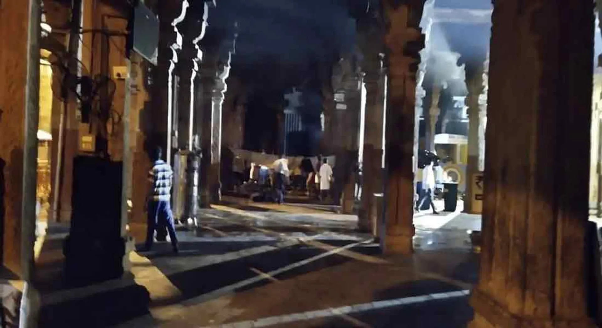 Srirangam temple offering shop burned down