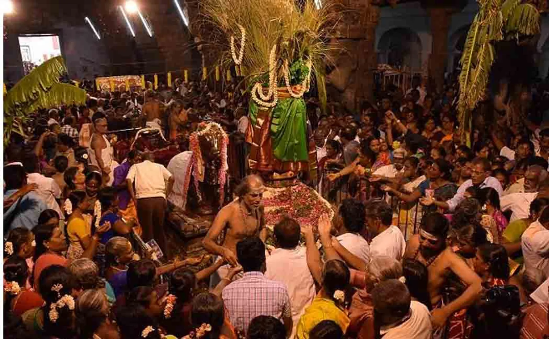 temple festival day peoples gold chains police investigation 
