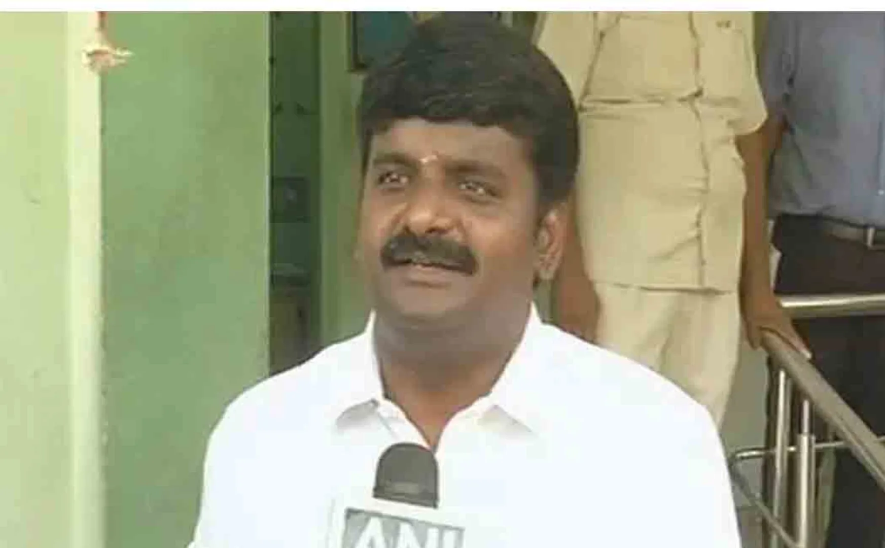 coronavirus minister vijaya baskar  tweet 