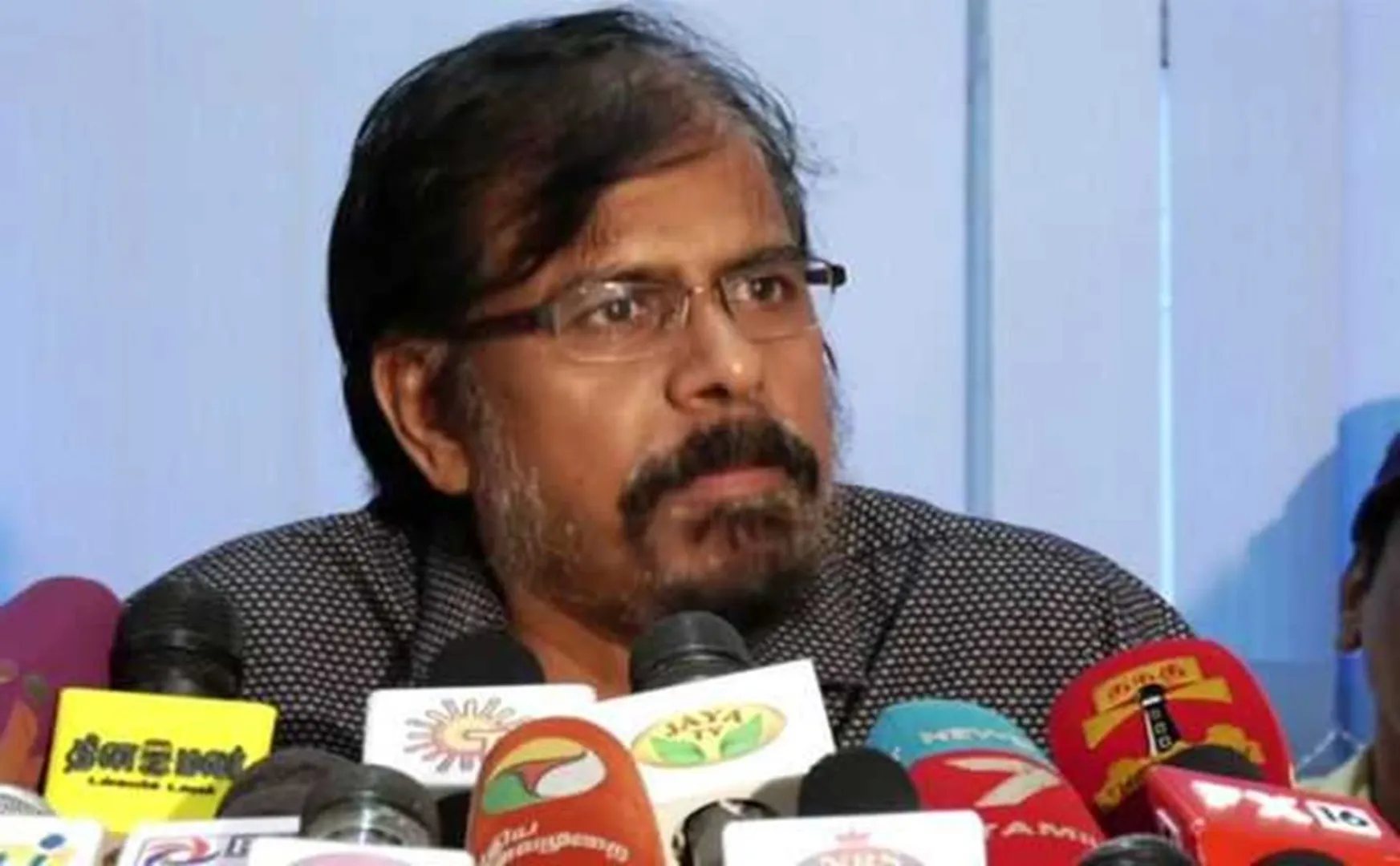  corona virus issue - Tamilnadu movie shooting Postpone - rk selvamani press meet  