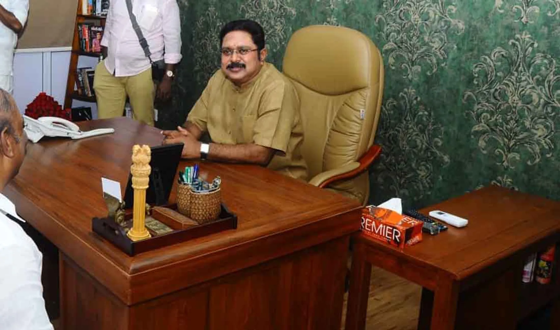 ttv dhinakaran