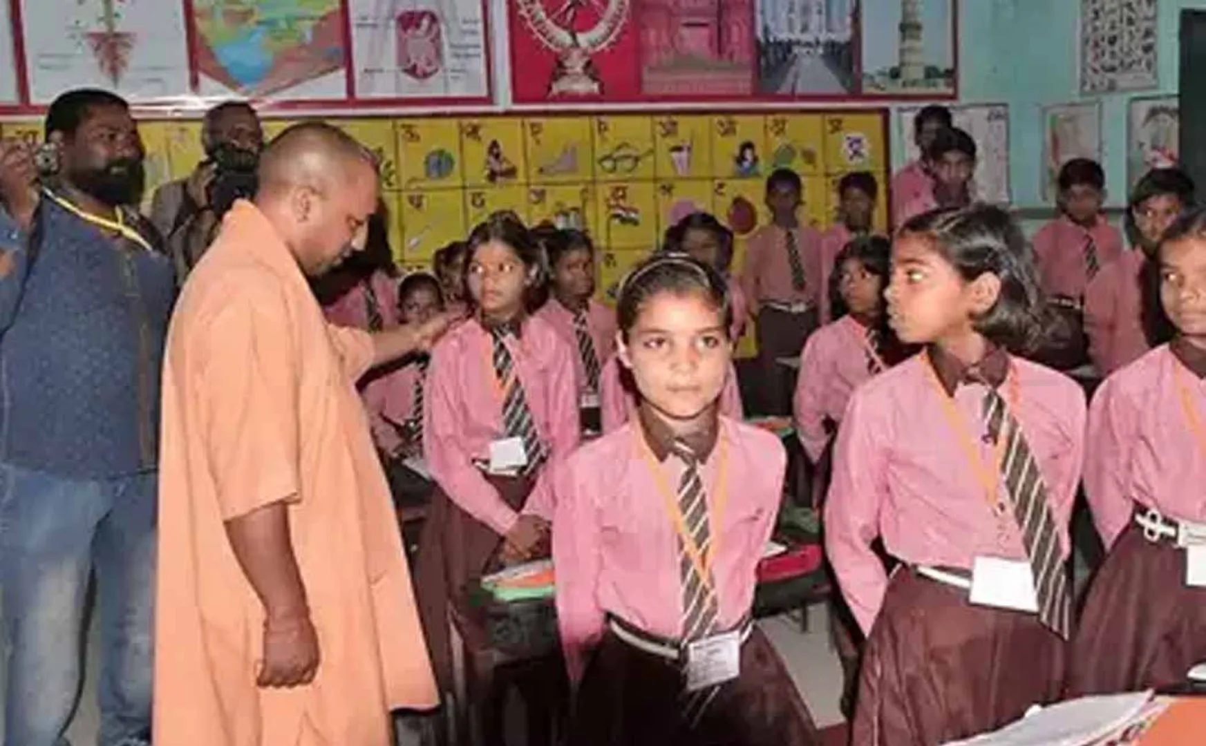 coronavirus uttara pradesh 8 std students pass govt announced 