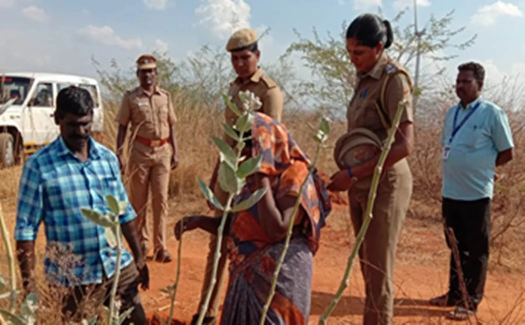 Theni andipatti female child incident - mother grandmother arrested