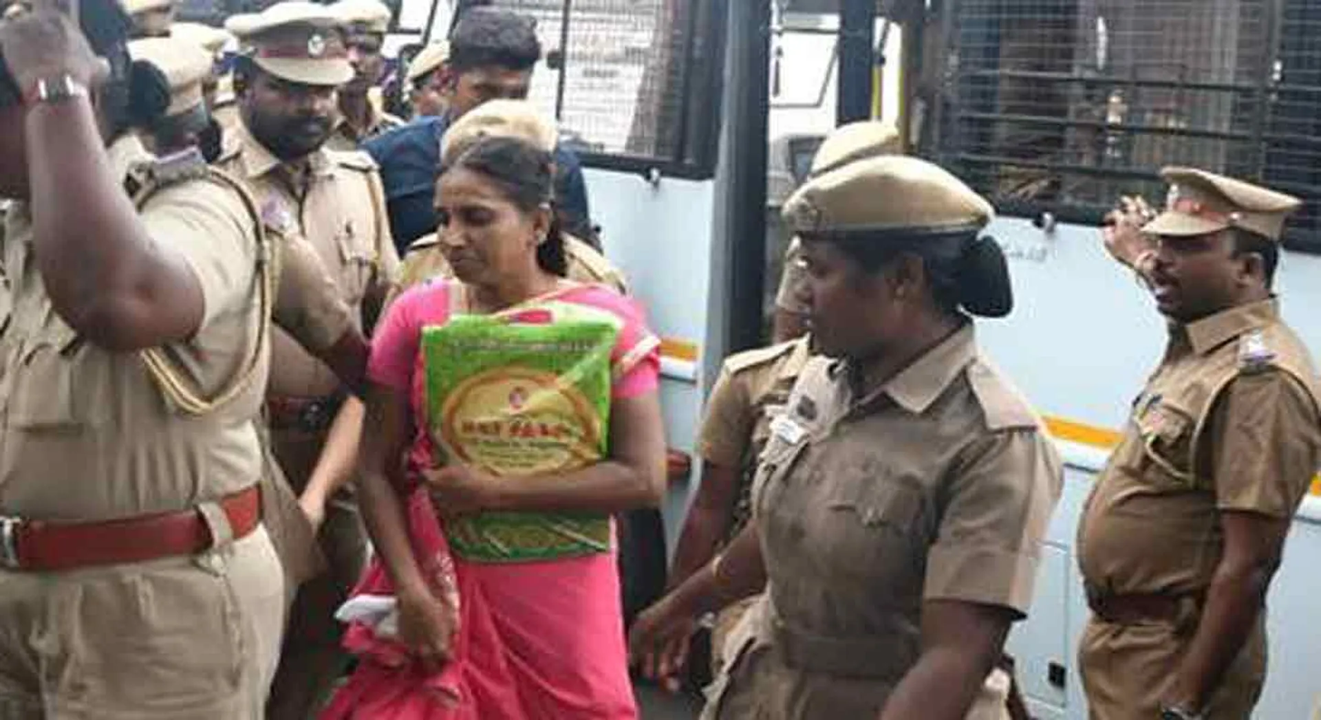 Until the government resolves the release from arrest ..  instructed to Nalini file full details