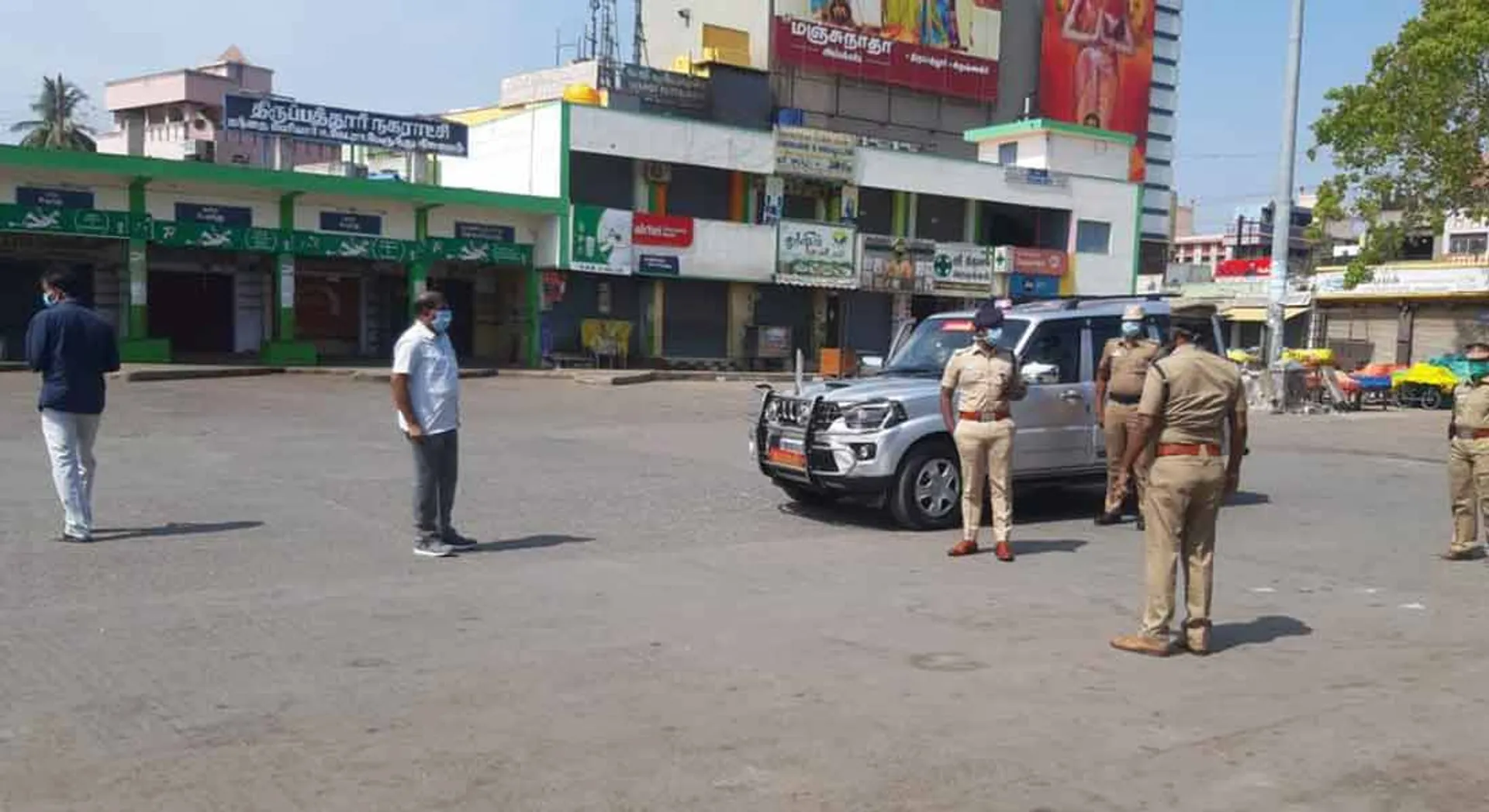 Vadaseri Bus Stand, which has become a corporation market