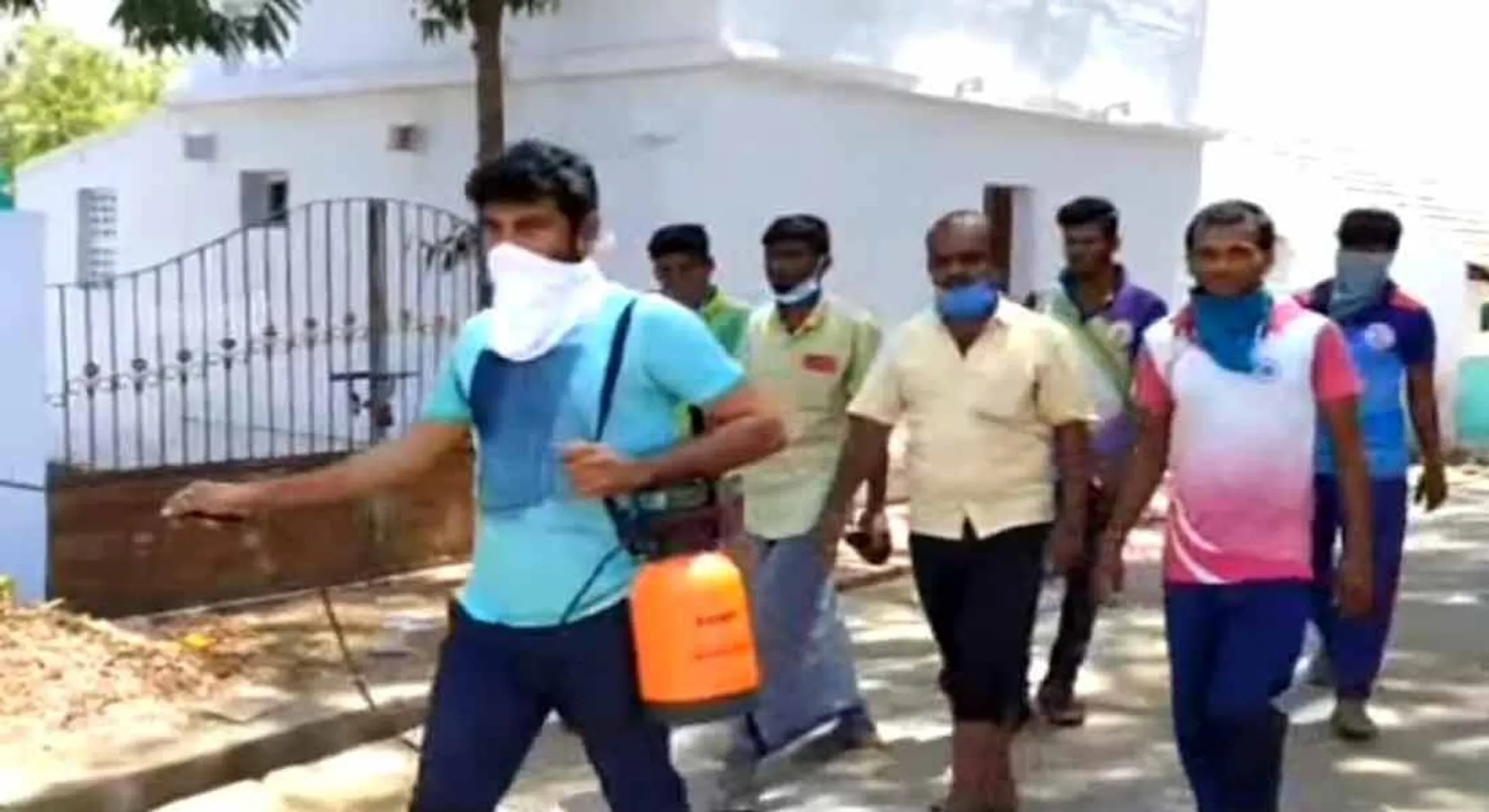 actor vimal in corona prevention action 