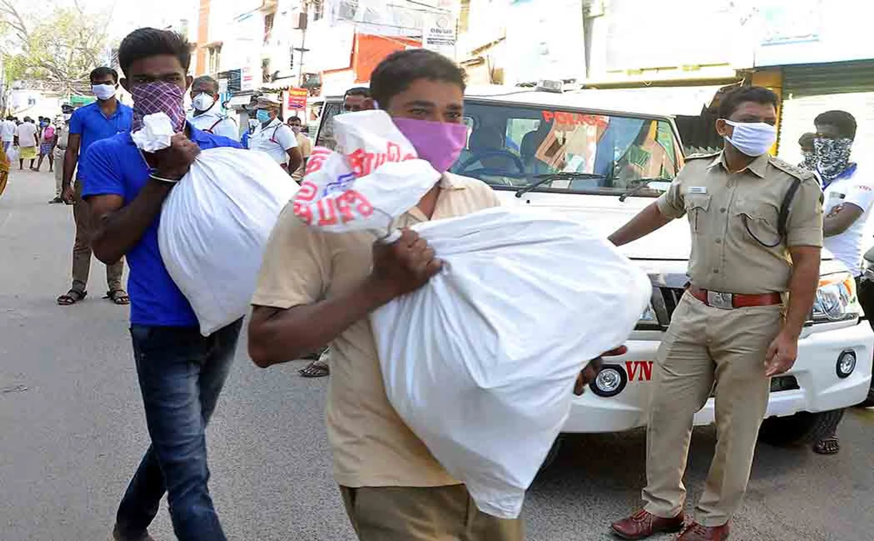 coronavirus virudhunagar police help to peoples 
