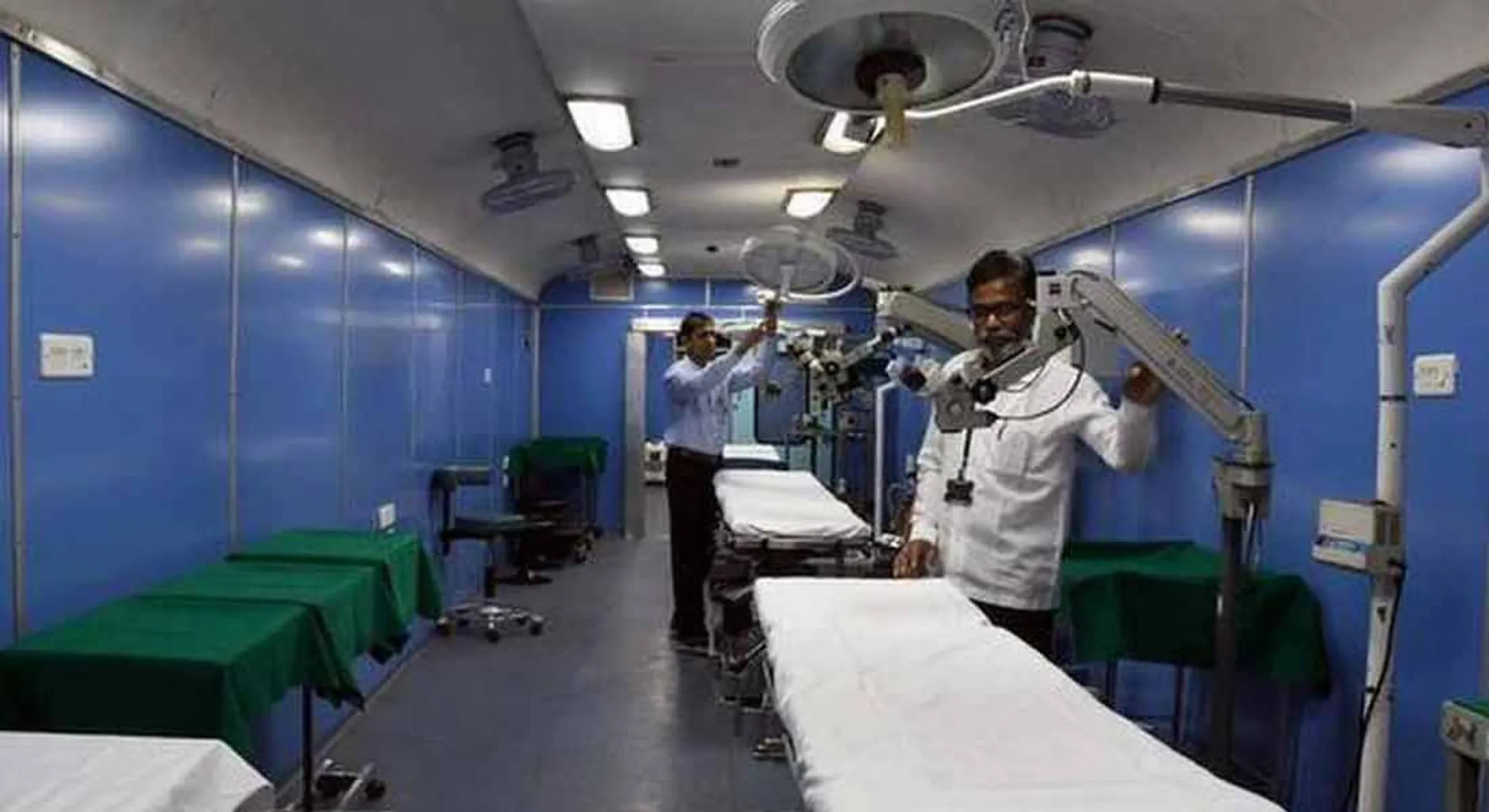  Train sets used as isolation wards! -The Southern Railway Explanation!