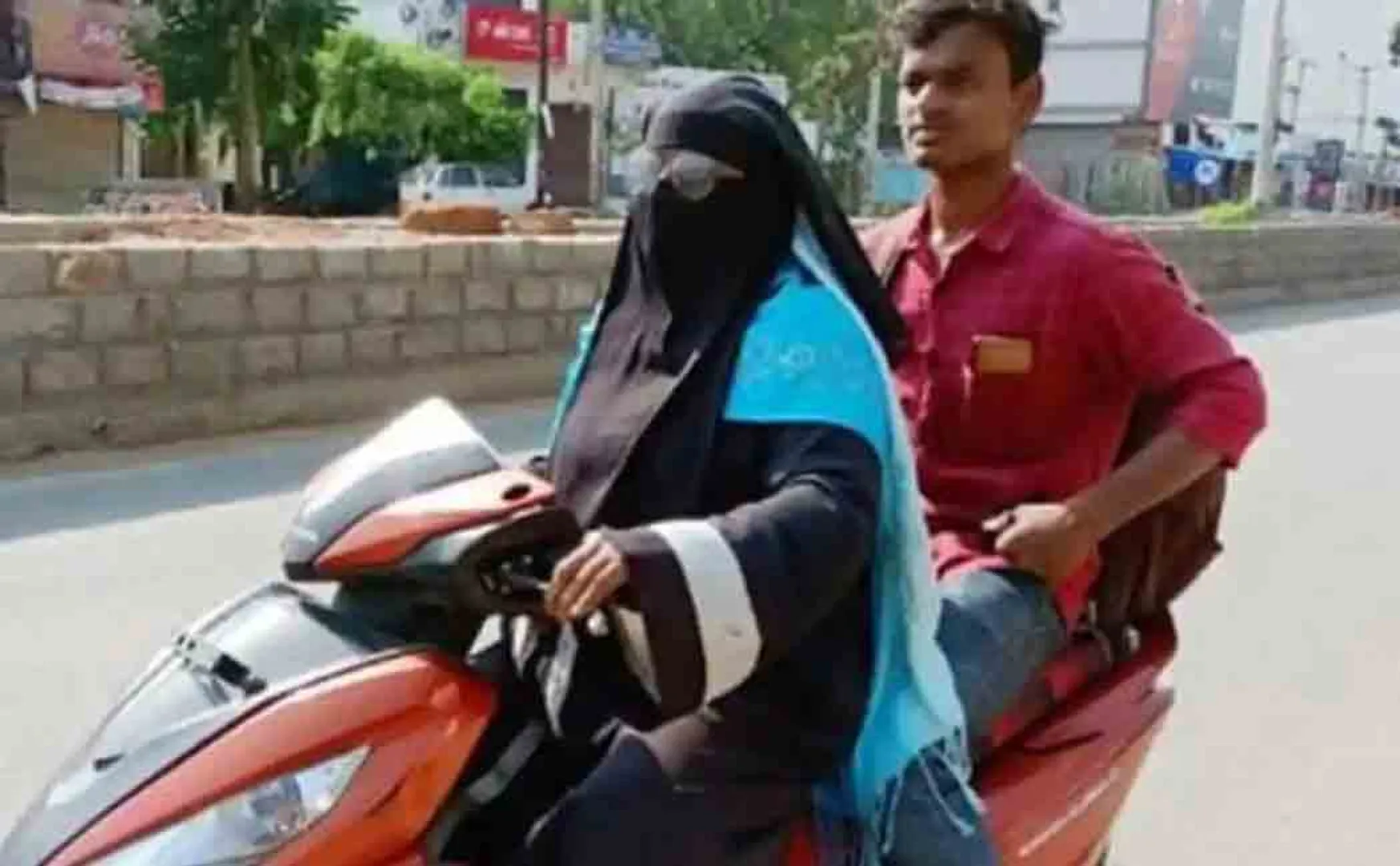 mom travels 1400 kilometer amid lockdown to see her son