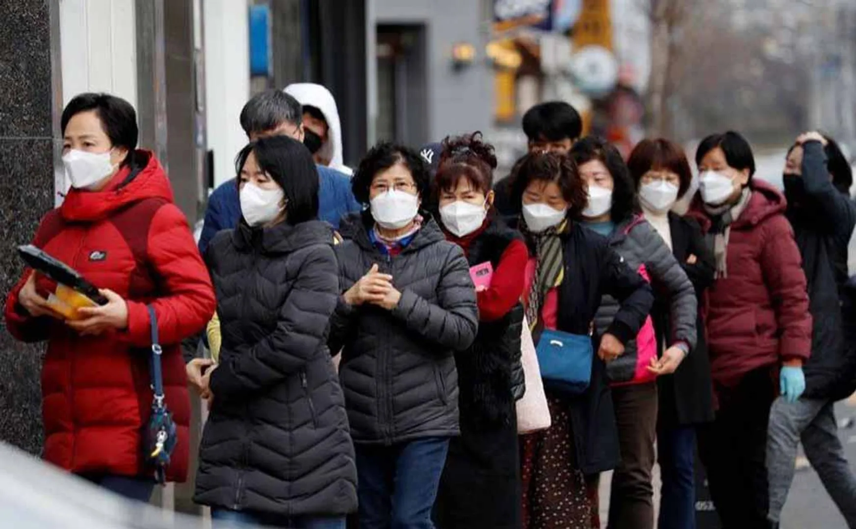 world wide coronavirus incident peoples usa, italy, france, Germany 