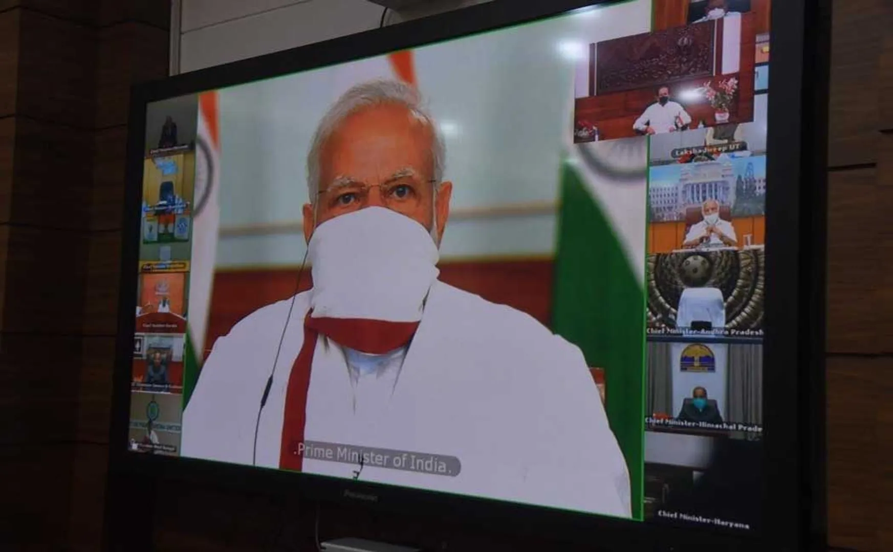 pm narendra modi discussion with chief ministers video conferencing 