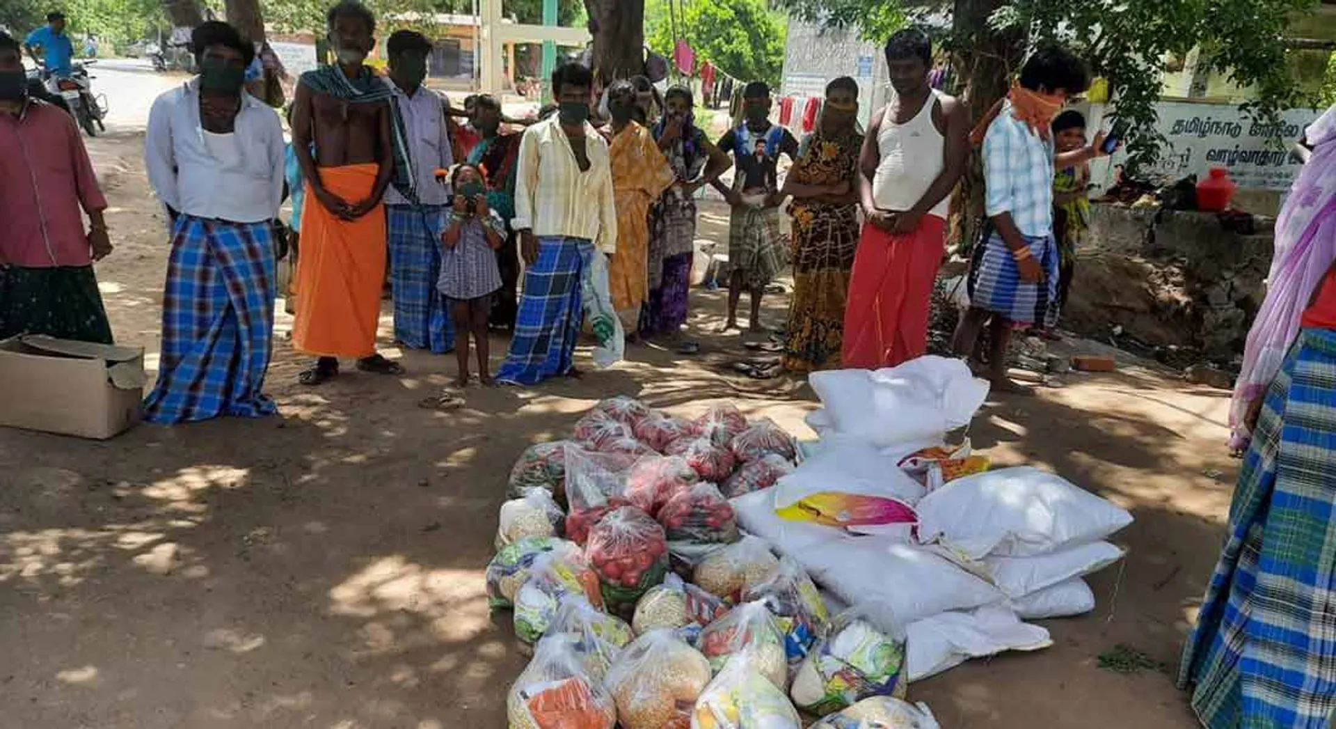 Nakkeeran's news effect ; Rs 13,000 relief for 13 family members