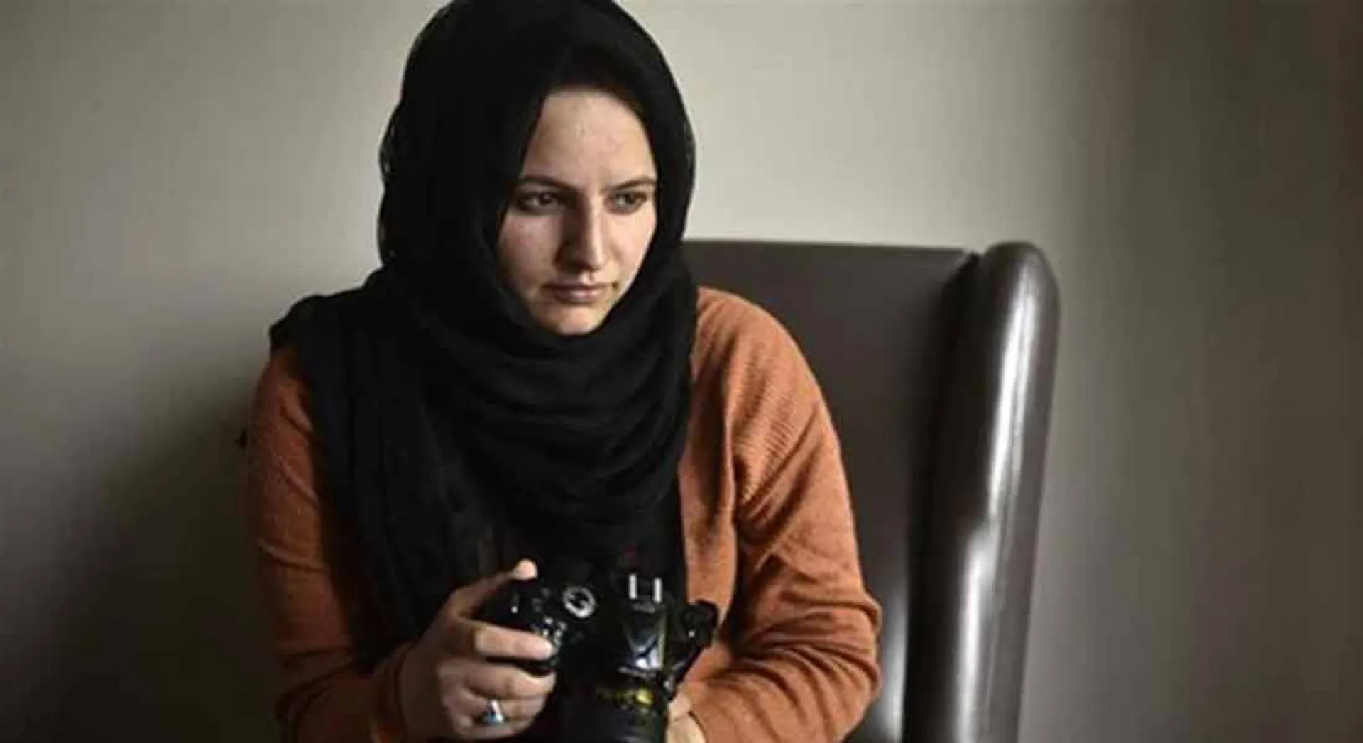  female journalist arrest in kashmir 