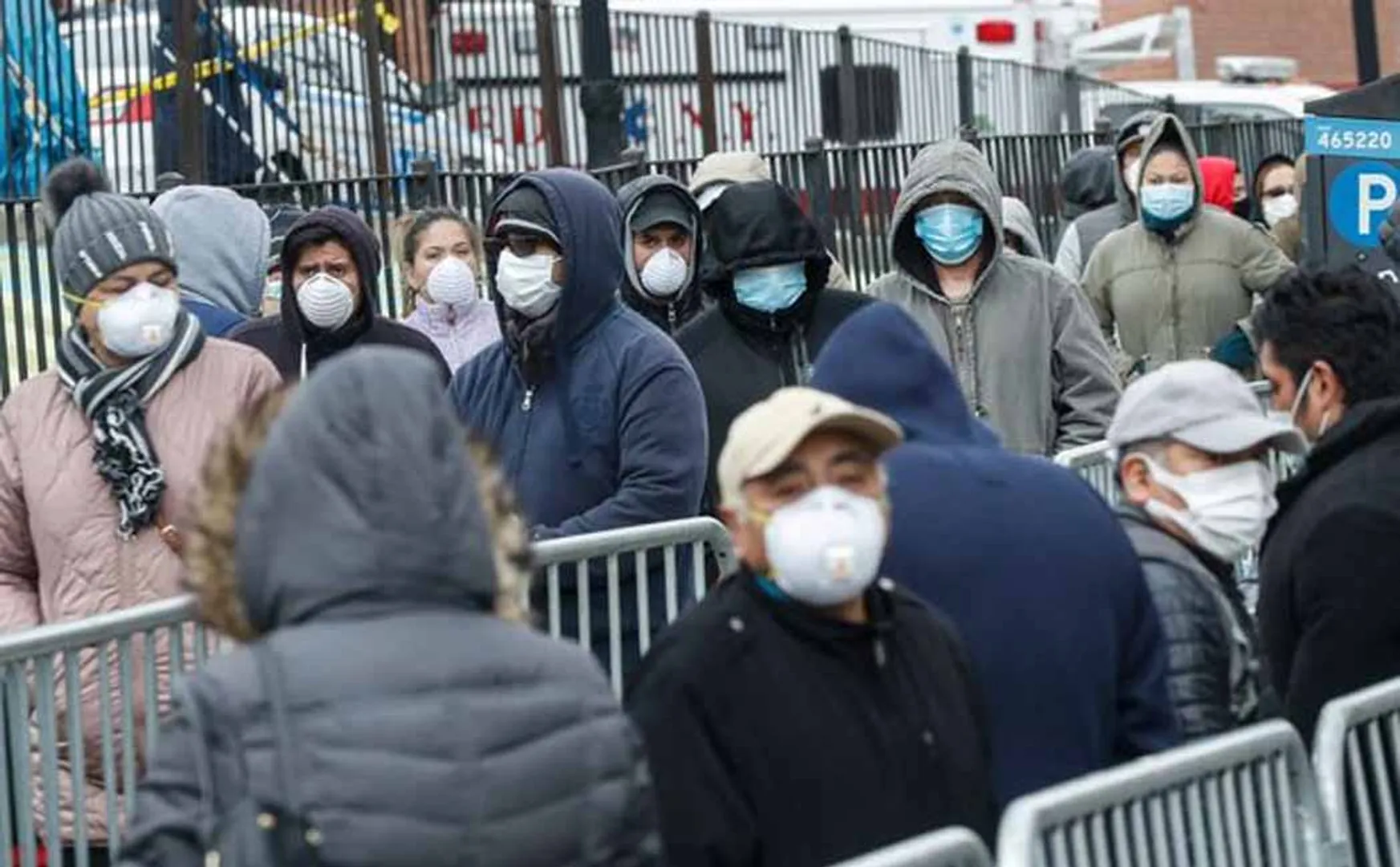 world wide coronavirus usa and italy peoples 