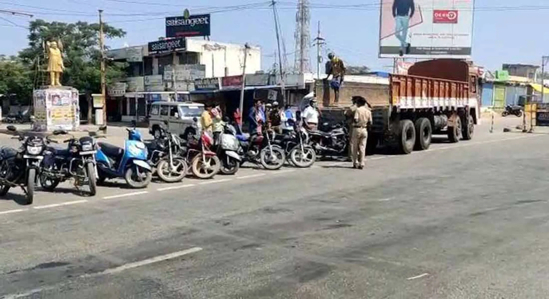 Two-wheeler confiscation ... Action warrant for police ???