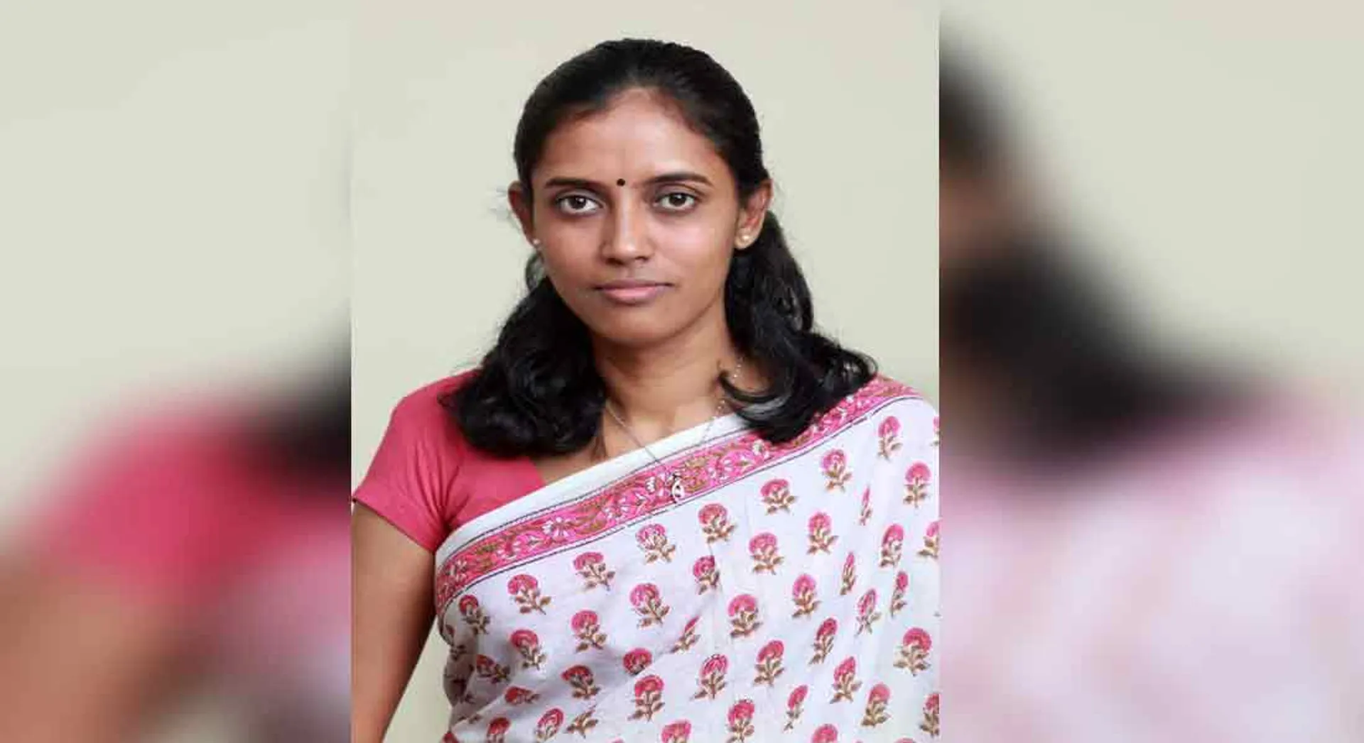 Jodhika is right -  Karur MP Jyotimani