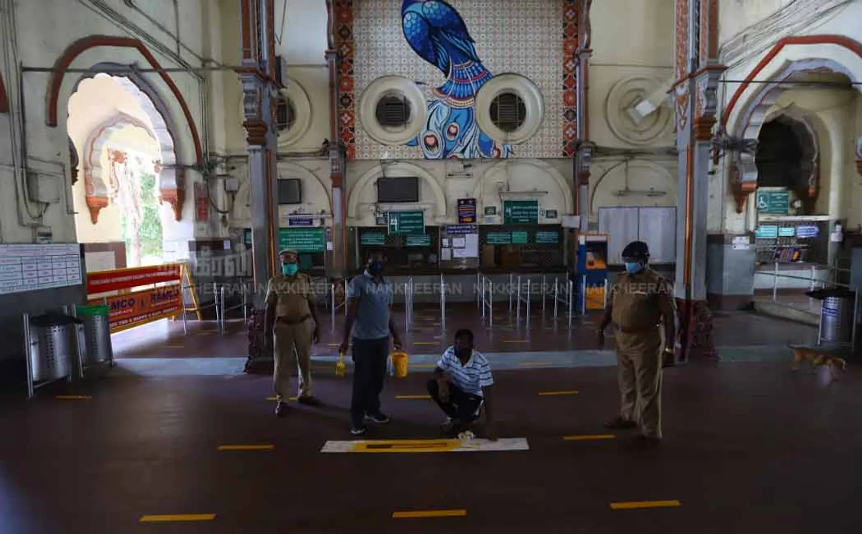 Drawing lines at the railway station