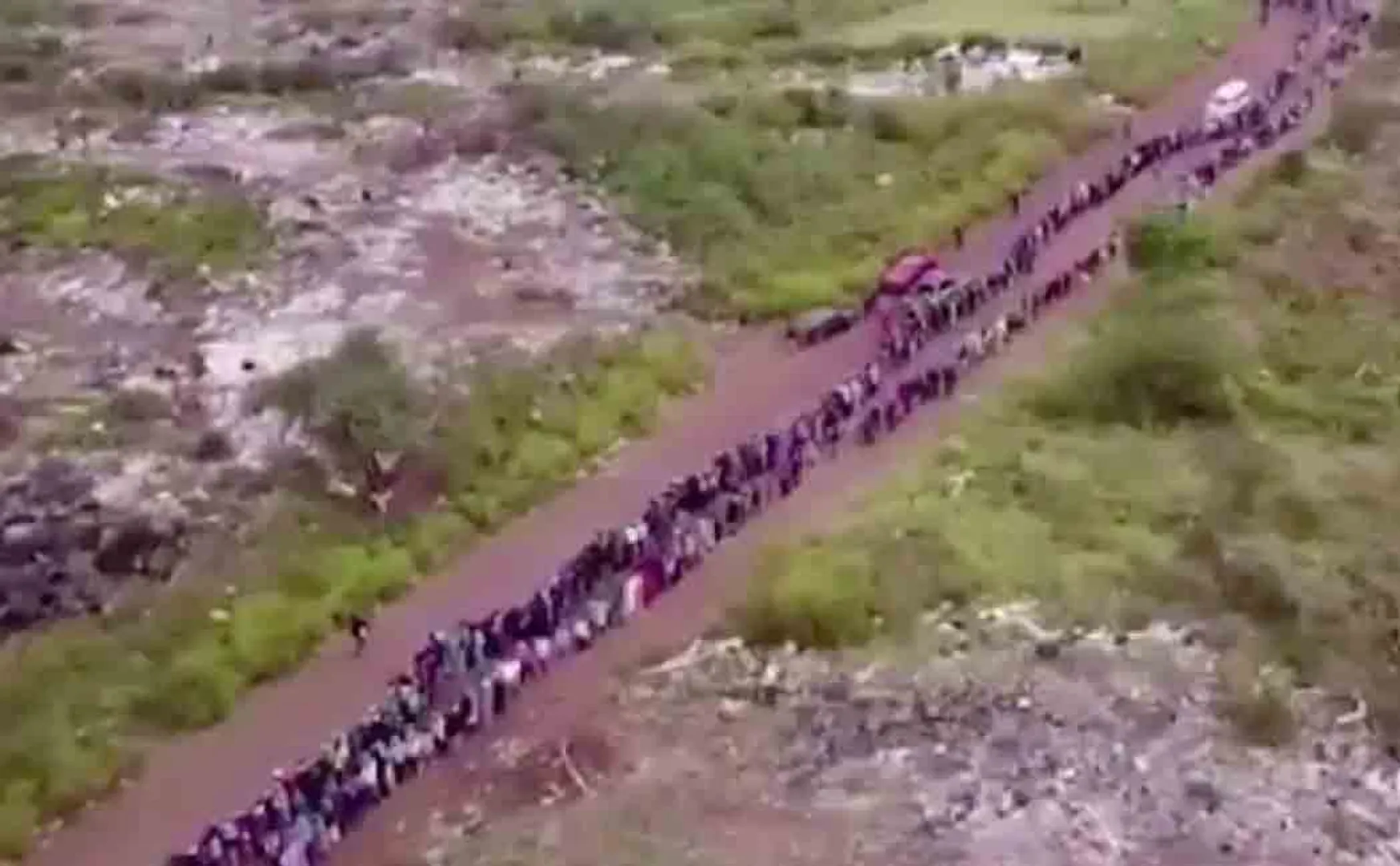 four kilometer long queue for food in south africa