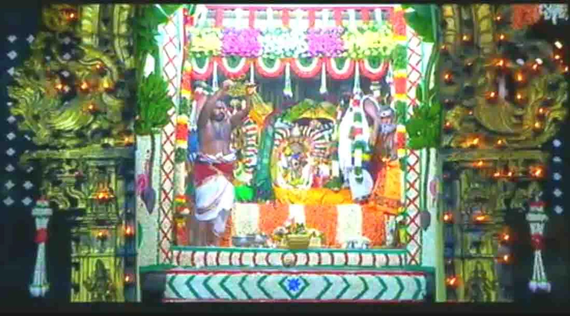 madurai meenakshi sundareswarar thirukalyanam - Live broadcast on the Internet