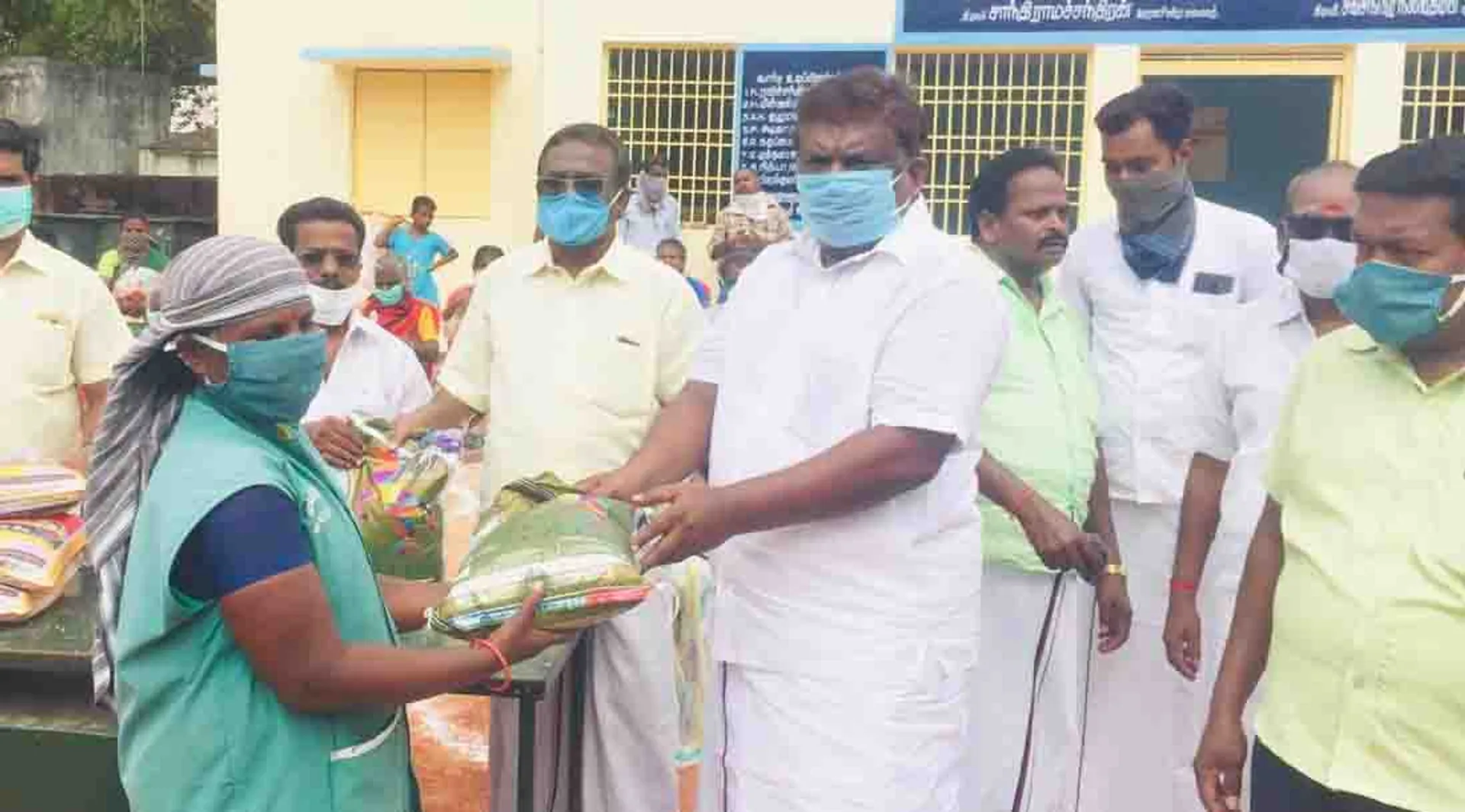 Corona issue - 150 family - dmk help - sendurai - s s sivasankar