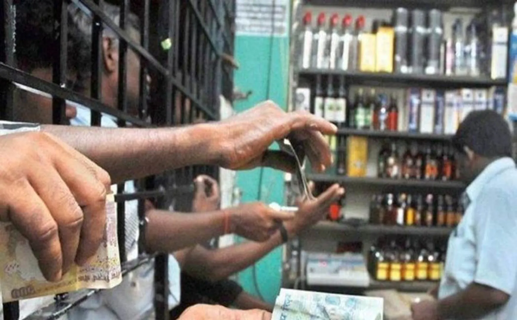   chennai Tasmac not open - police order to chennai people 