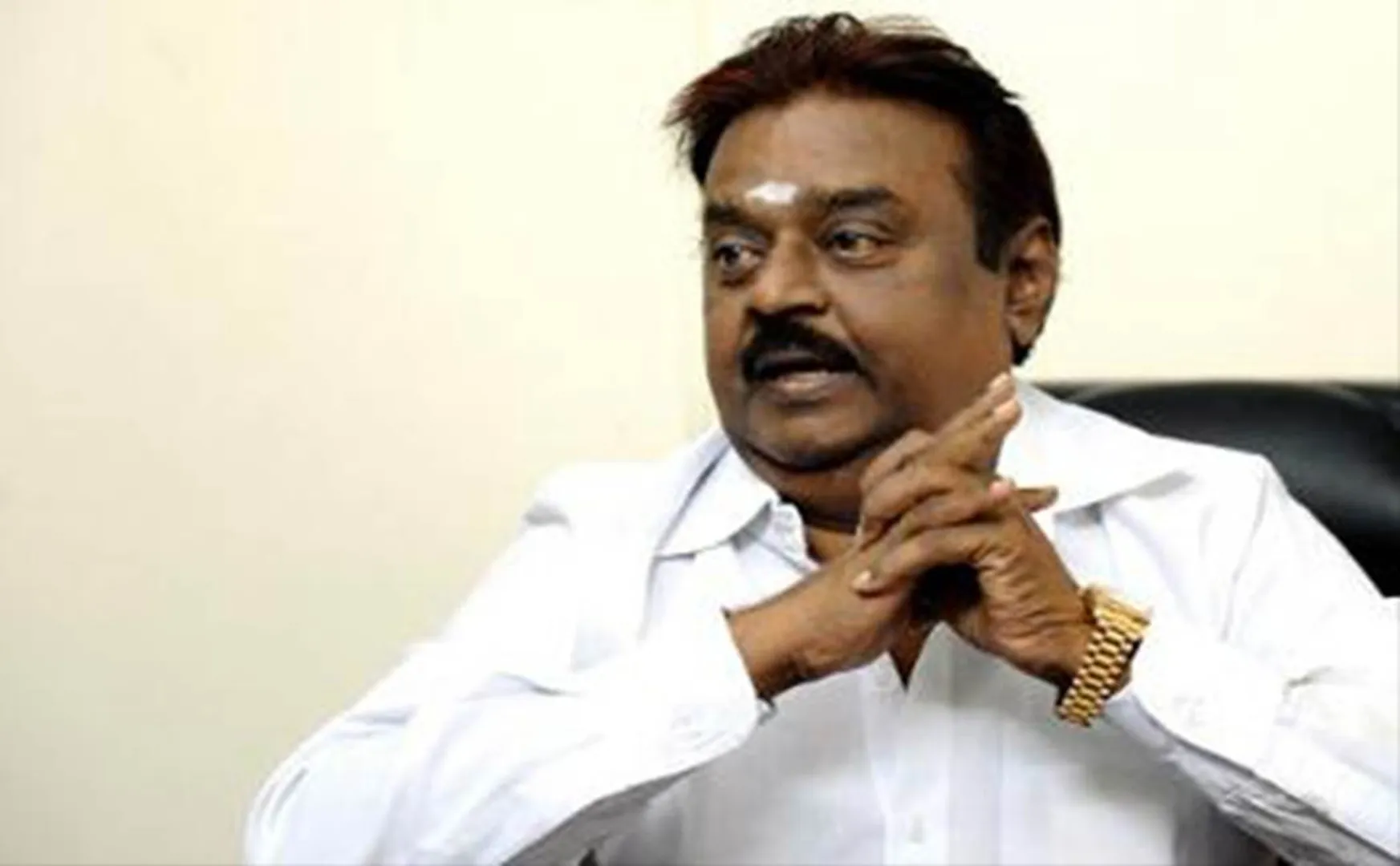  dmdk vijayakanth statement about opening of liquor shops issue