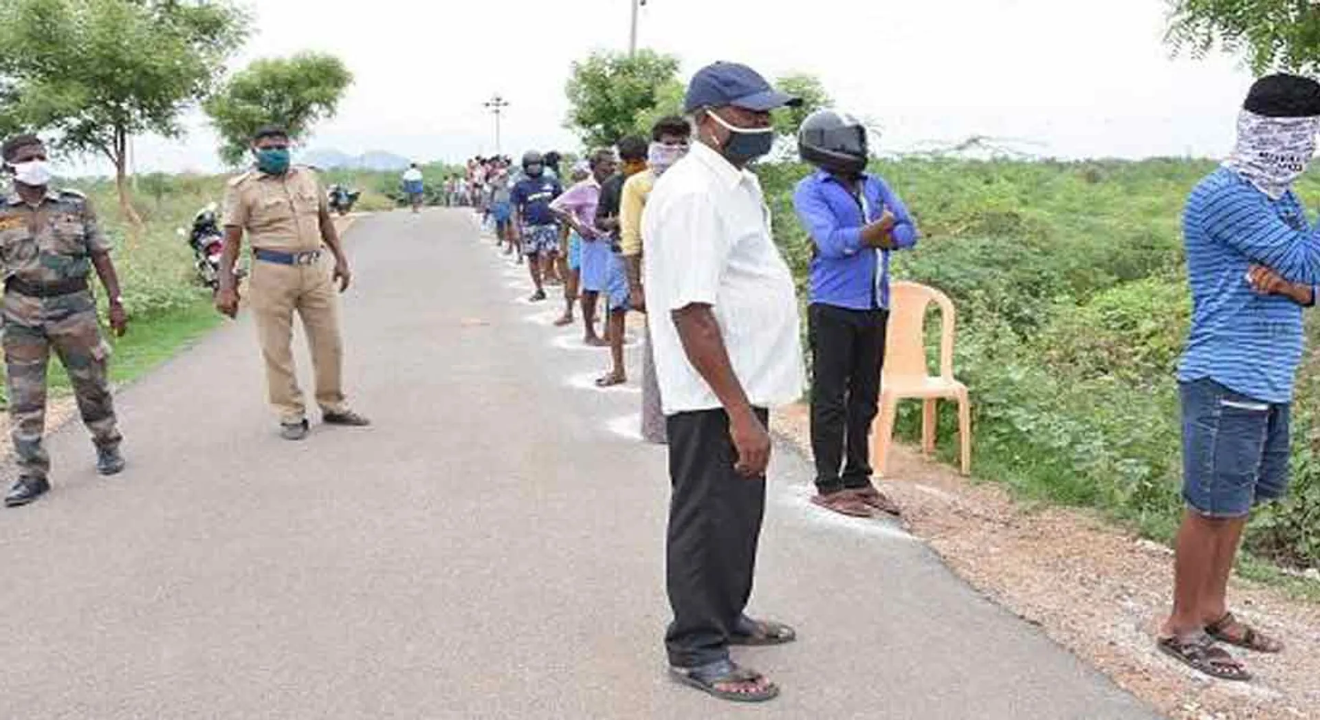  Yesterday alone liquar sale in Tamil Nadu 163 crore