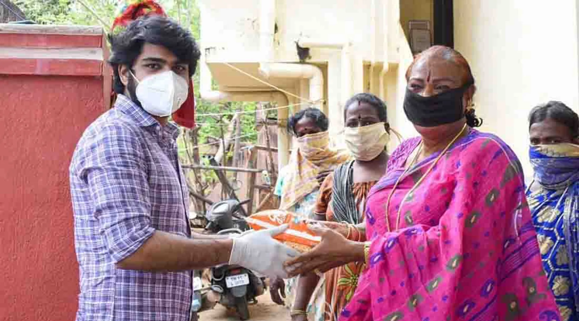actor metro shirish