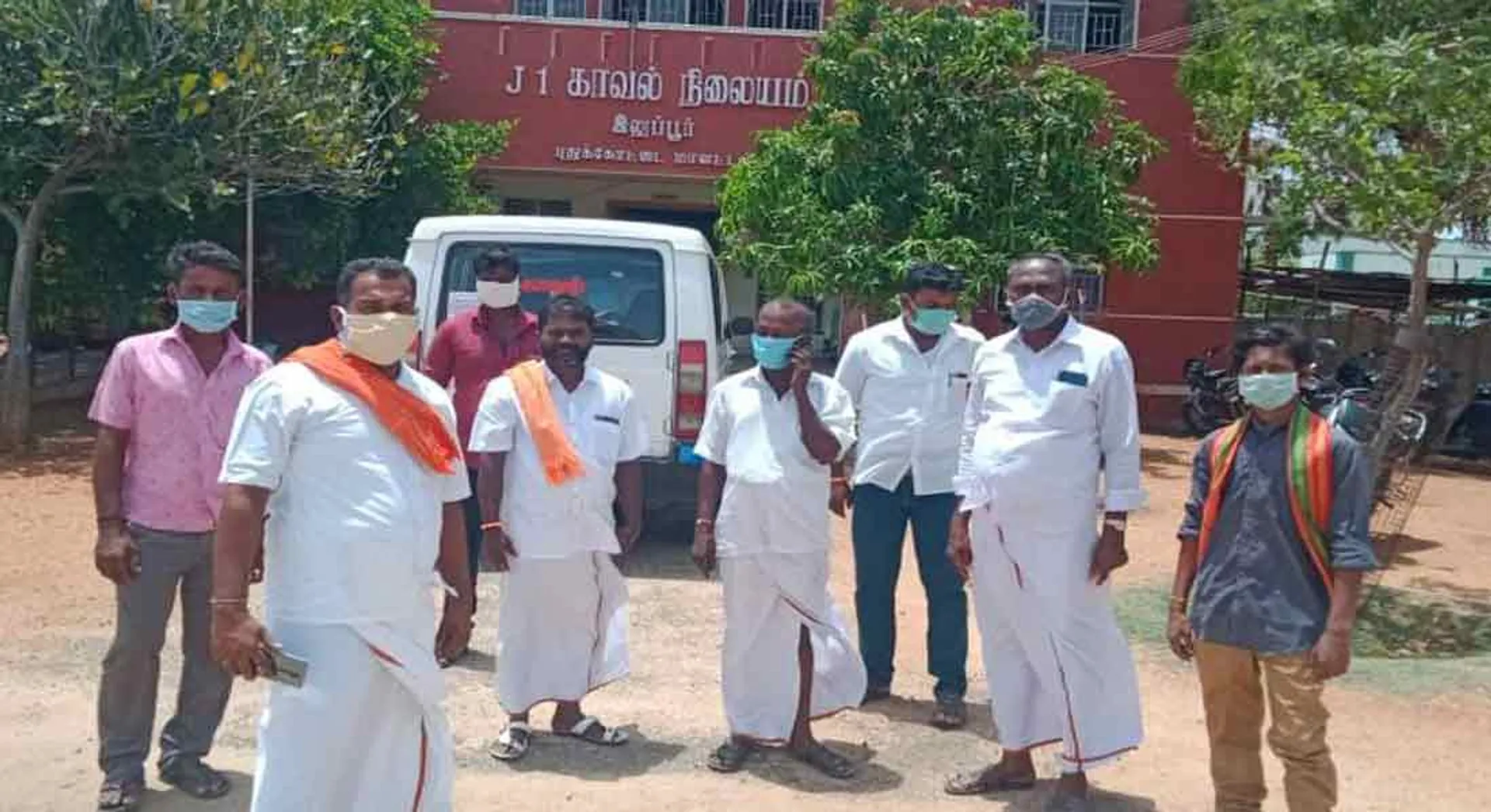 BJP leader lodges complaint with Karur MP Jyotimani