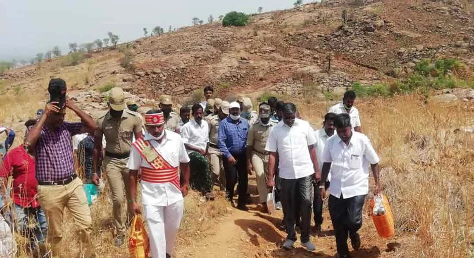 The Minister who went on a trek for 1 hour to help
