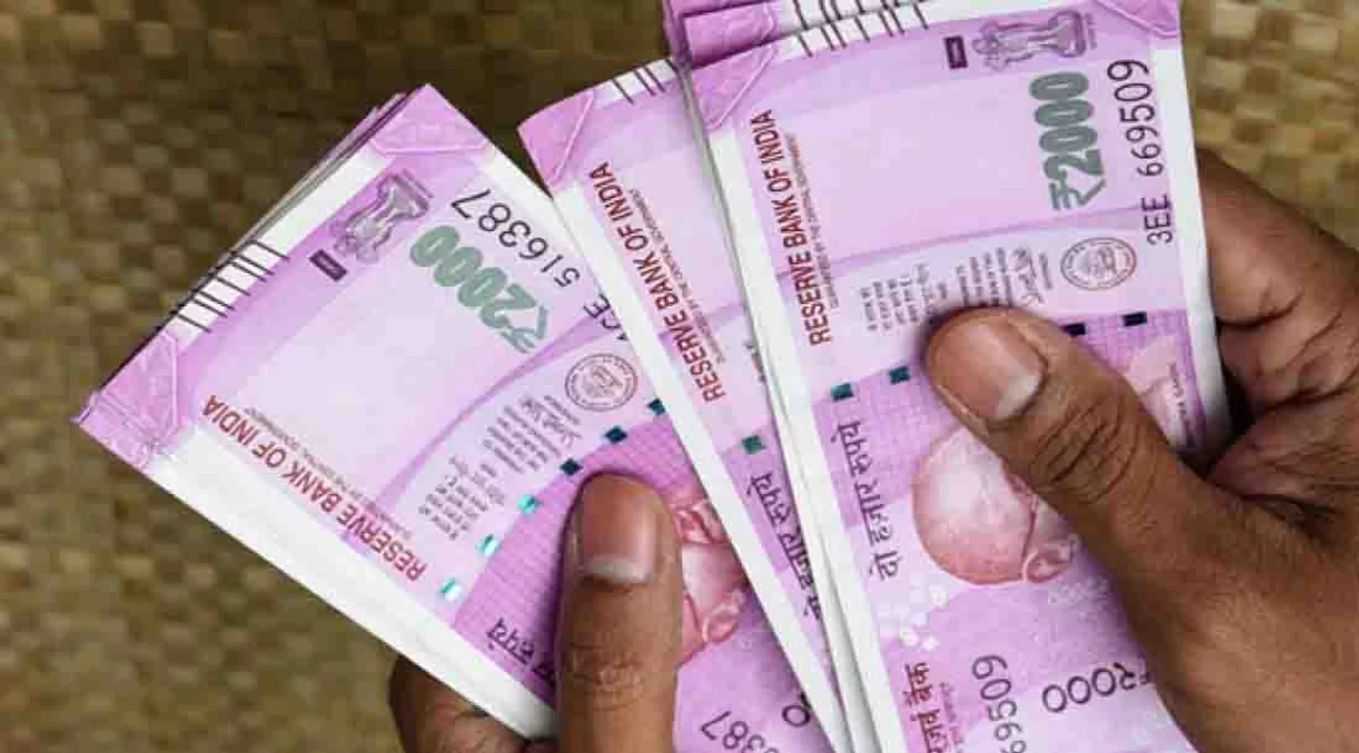 rupees 2000