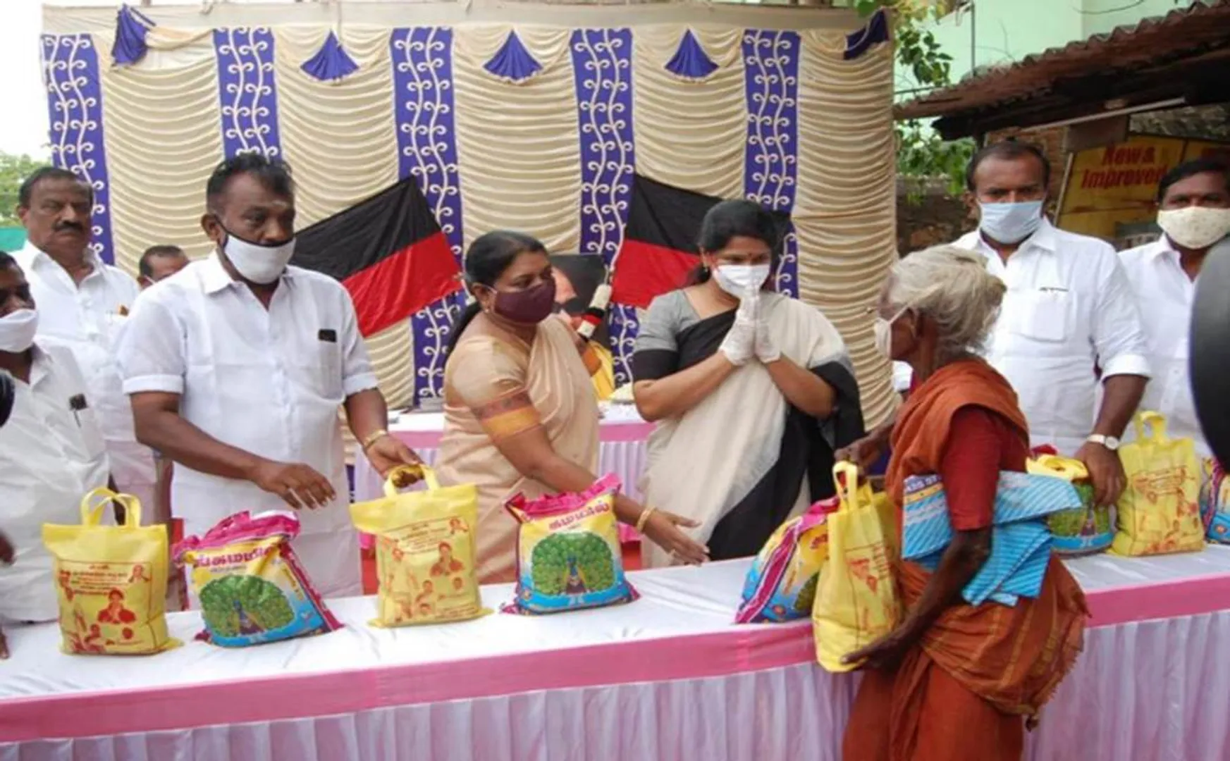 DMK MP kanimozhi press meet