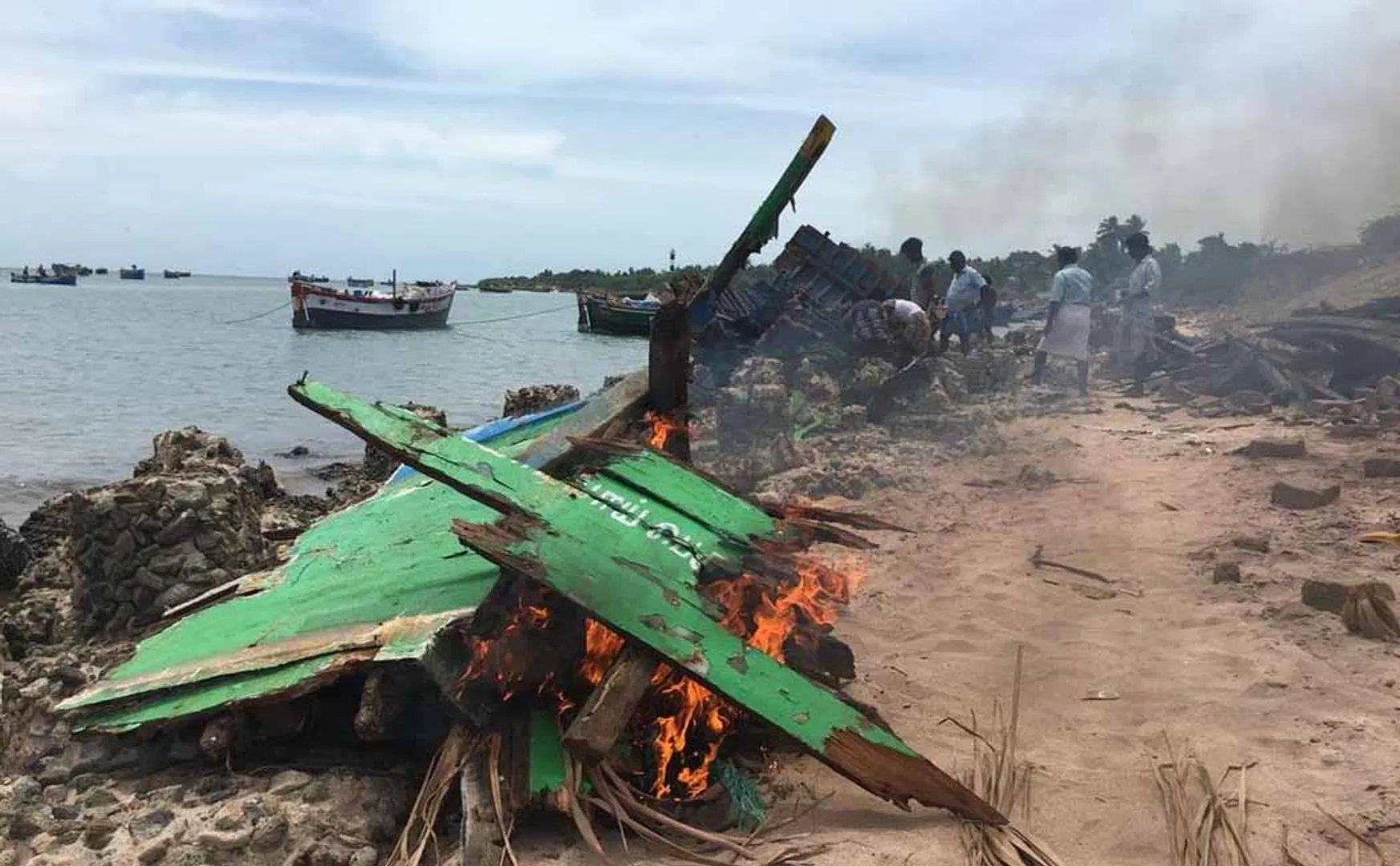 rameshwaram sea area boats damaged fishermans 