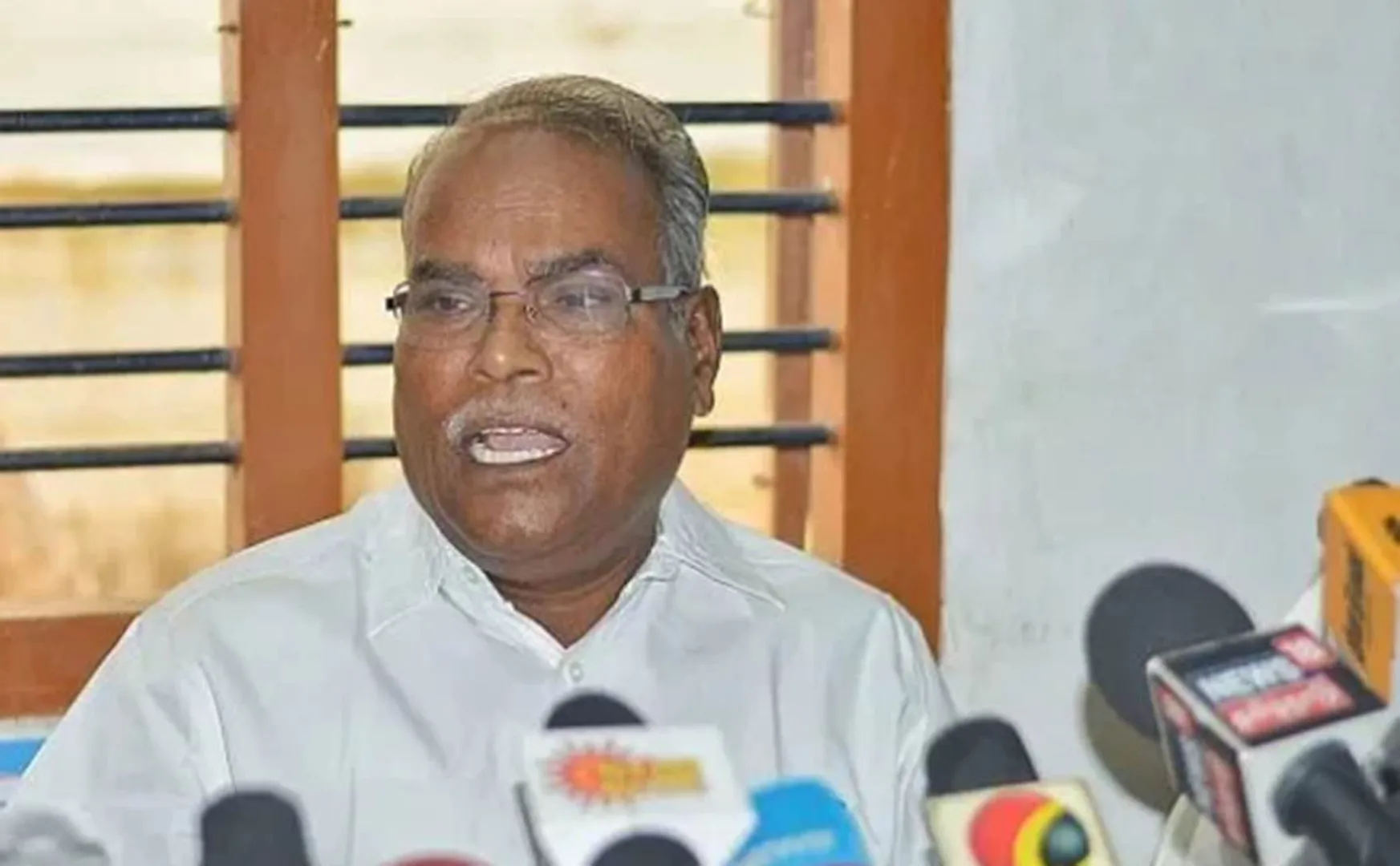 Communist K Balakrishan press meet