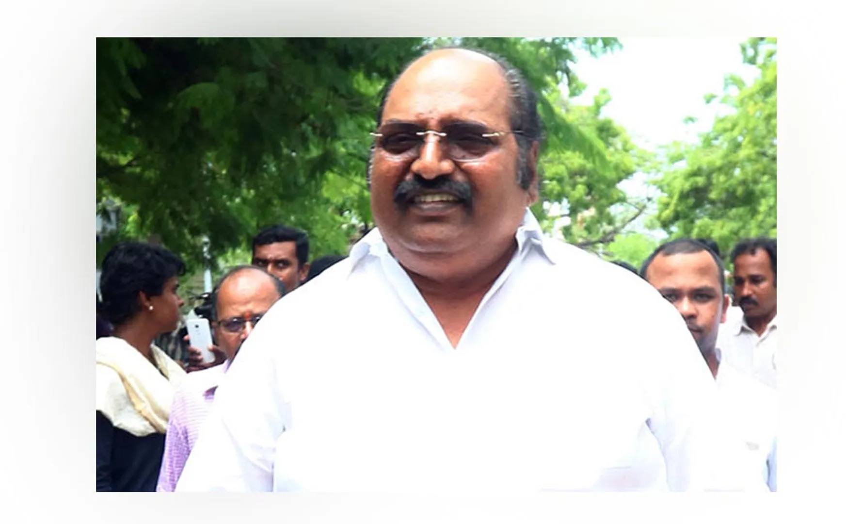 dmk mla j.anbazhagan incident chennai hospital 