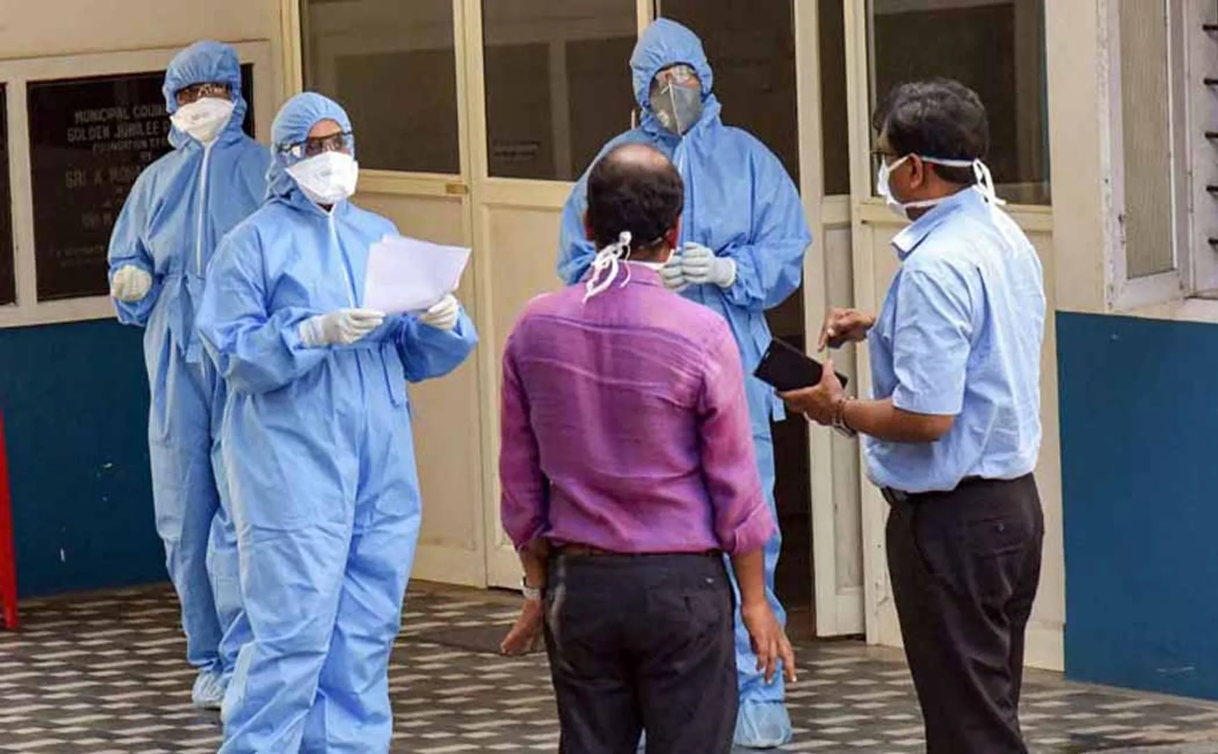 INDIA CORONAVIRUS PEOPLES 2.86 LAKHS MINISTRY OF HEALTH AND FAMILY WELFARE 