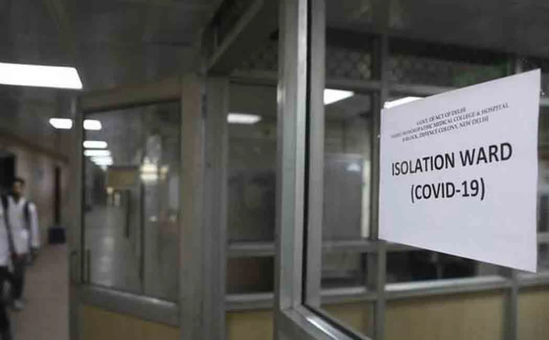 35 people spend 3 days at corona ward in noida after botched tests