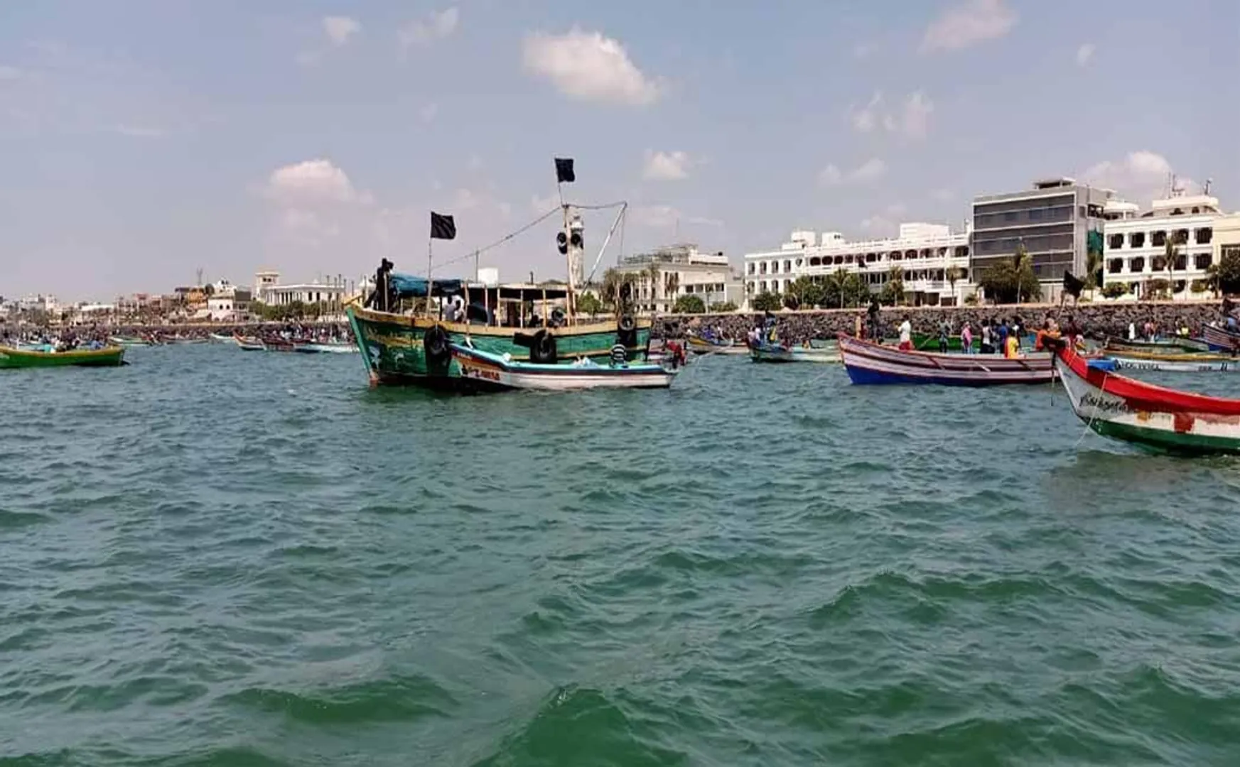 puducherry fisherman's governor kiranbedi 