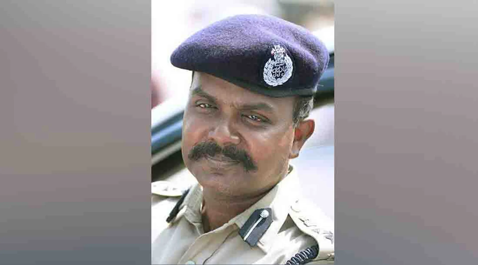 Ruling Party - Sand Robbery - police officer Transfer