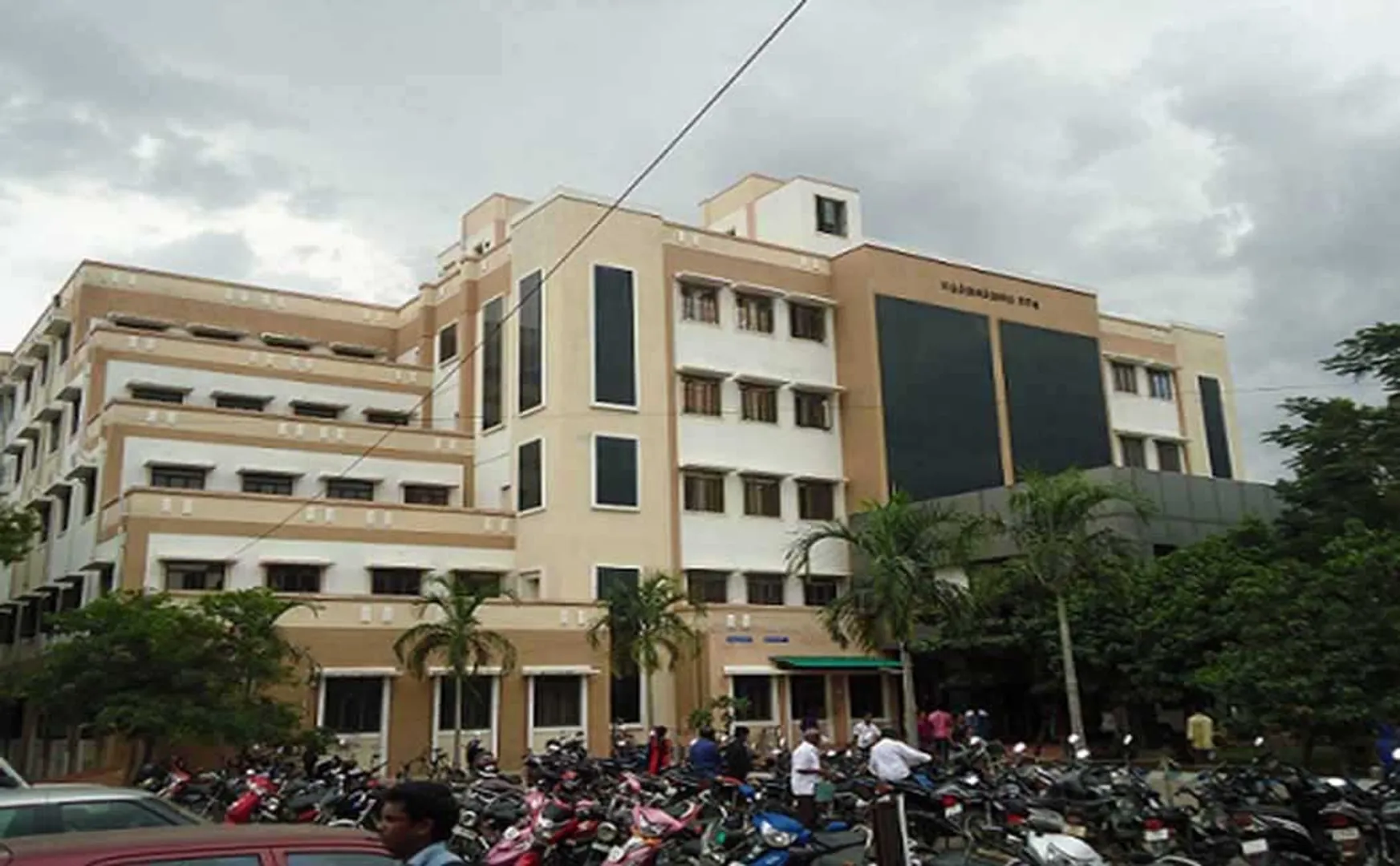 salem government hospital coronavirus patients police doctors 