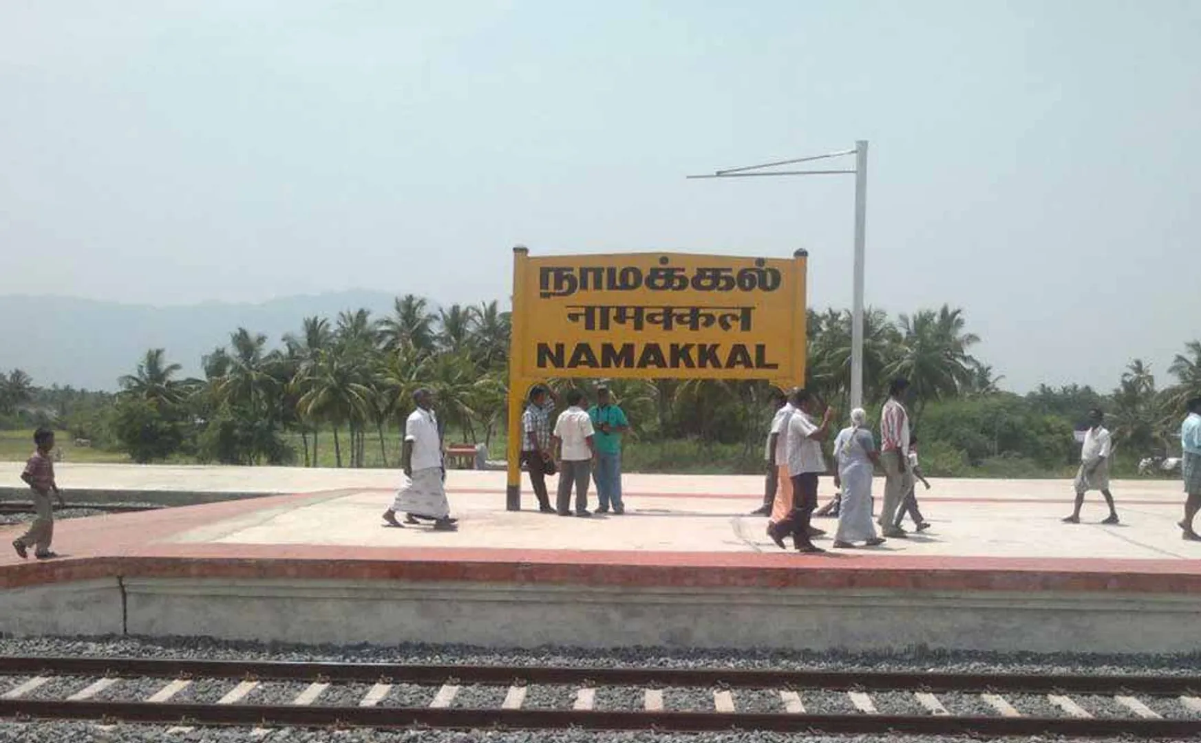 child women incident namakkal police youth 