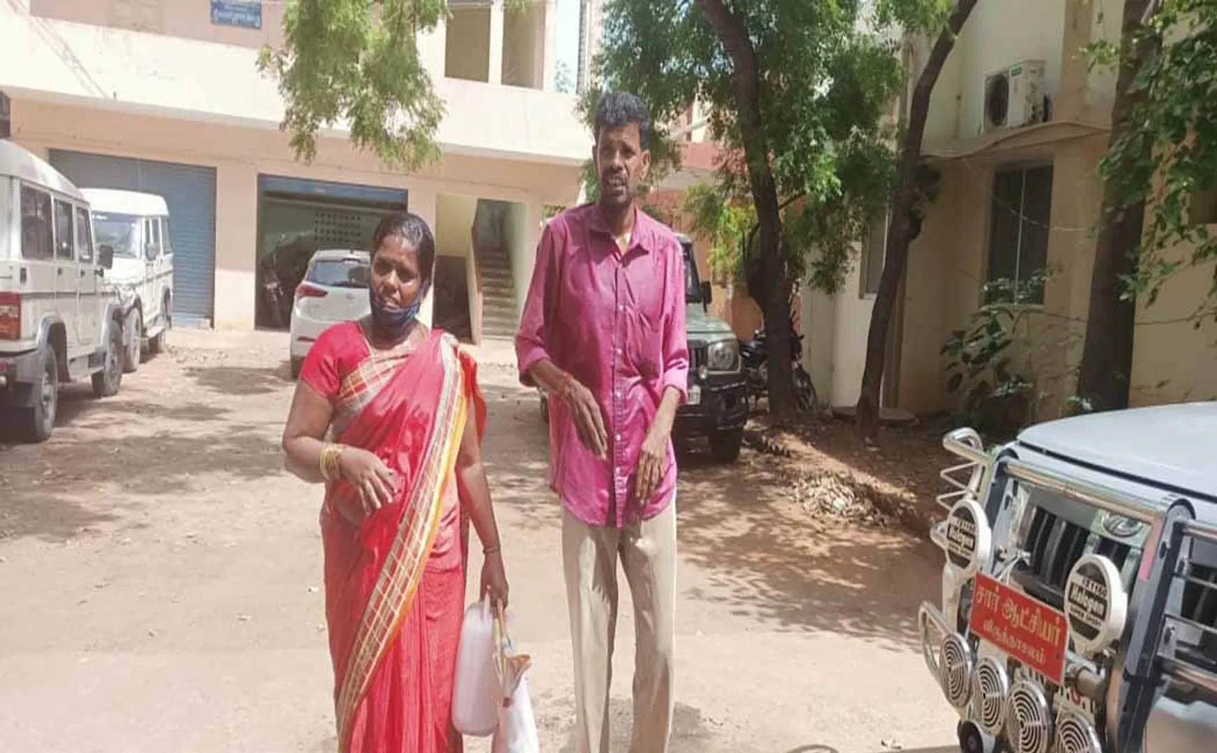 cuddalore district virudhachalam husband and wife deputy collector office 