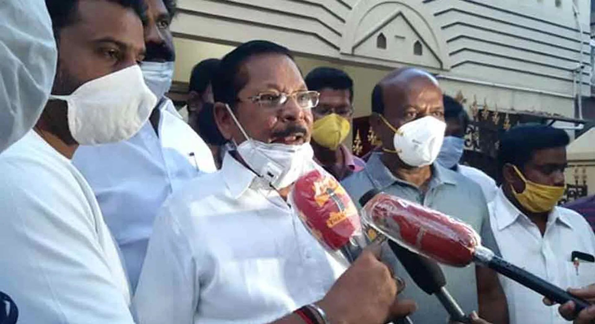  RS Bharathi condemns Minister Jayakumar