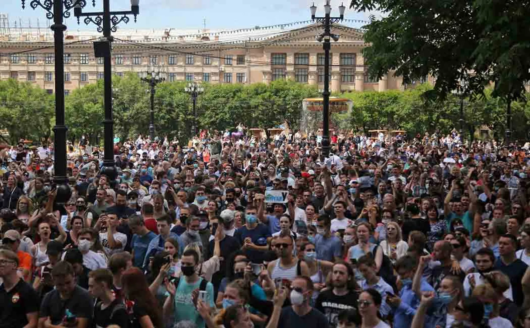 russian people against putin's new ordinance