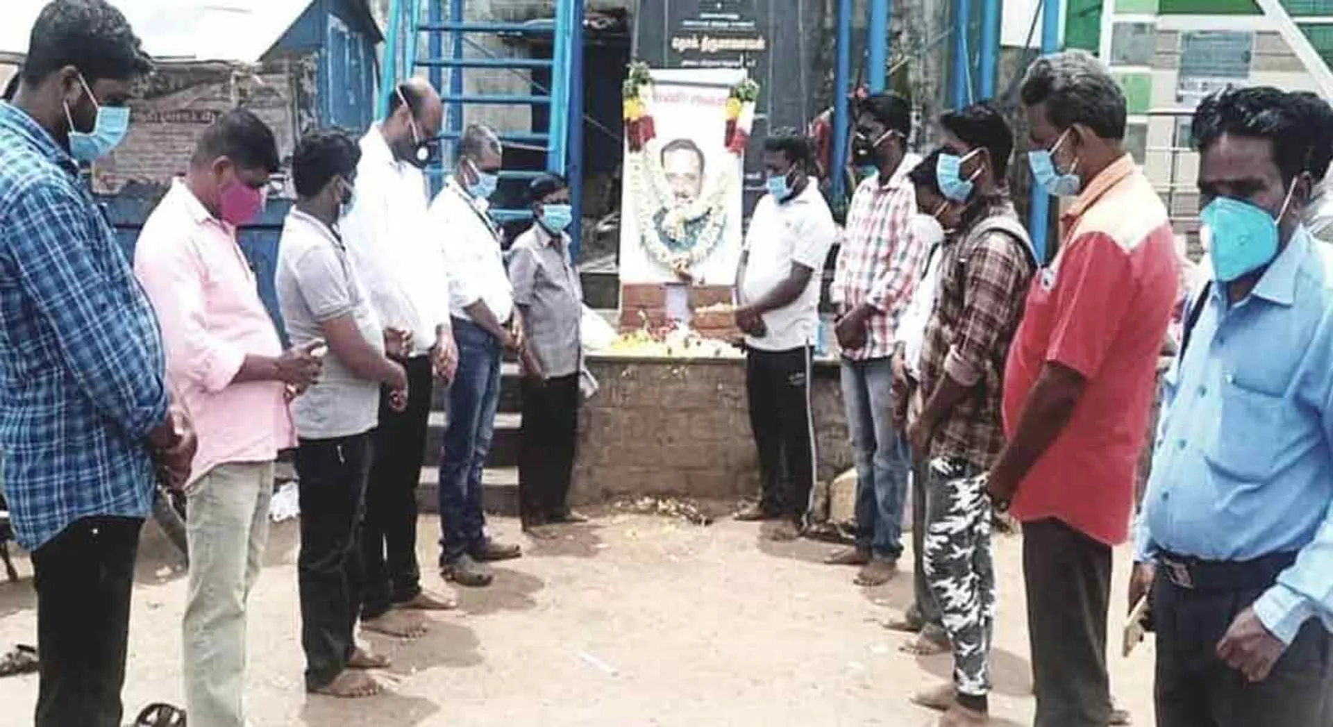 viruthachalam dhasildar corona... journalists Tribute  