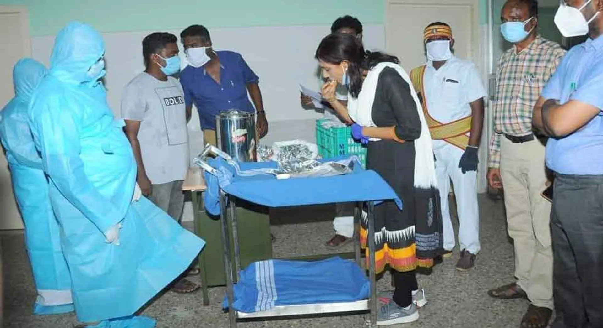 Amma drinking water in corona treatment wards from tomorrow .. District Collector informed after a sudden inspection!